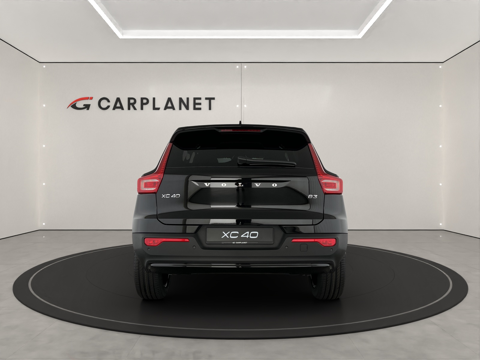 VOLVO XC40 2.0 B3 MH Plus Dark-image-4
