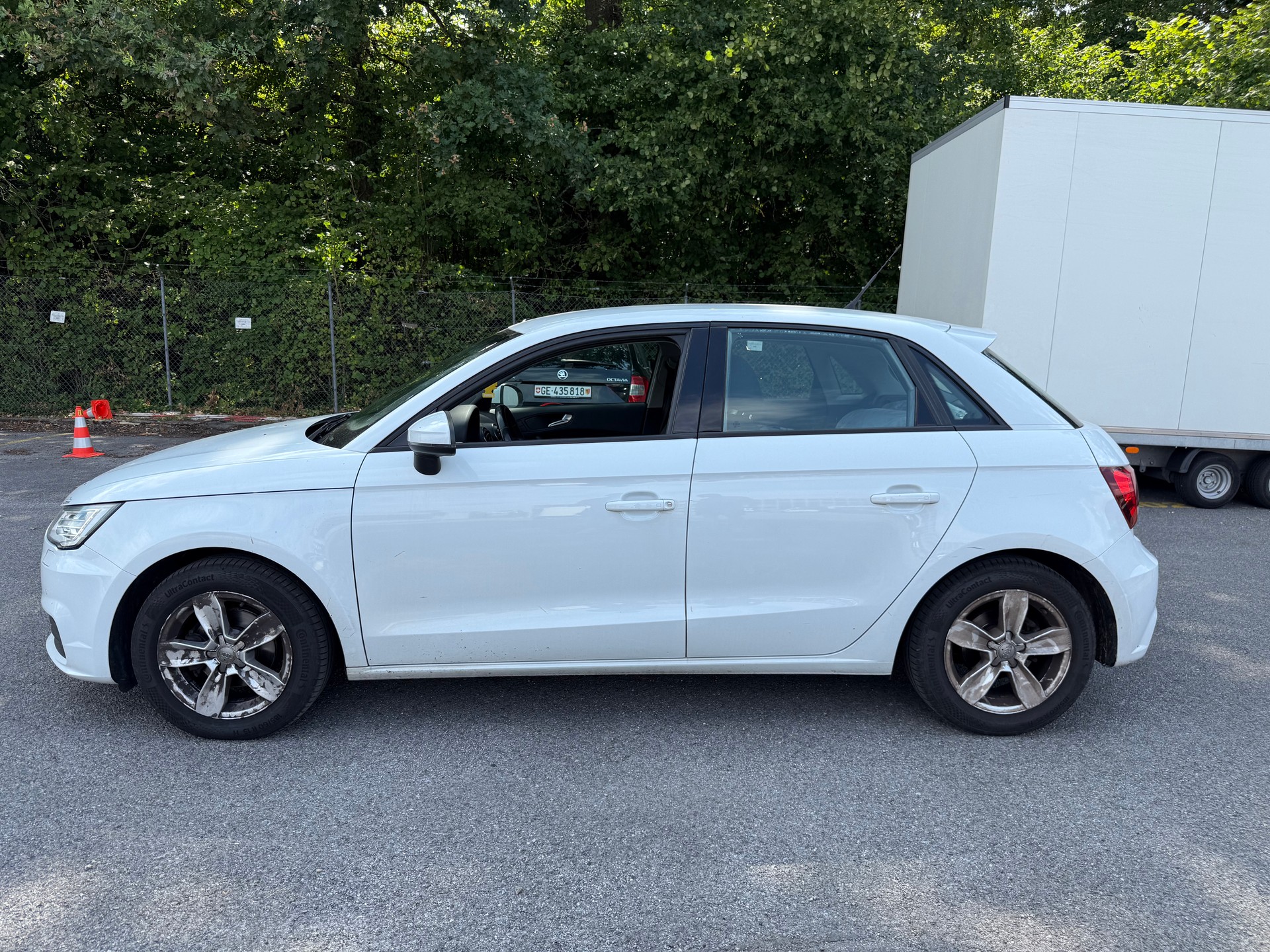 AUDI A1 Sportback 1.0 TFSI S-tronic-image-1