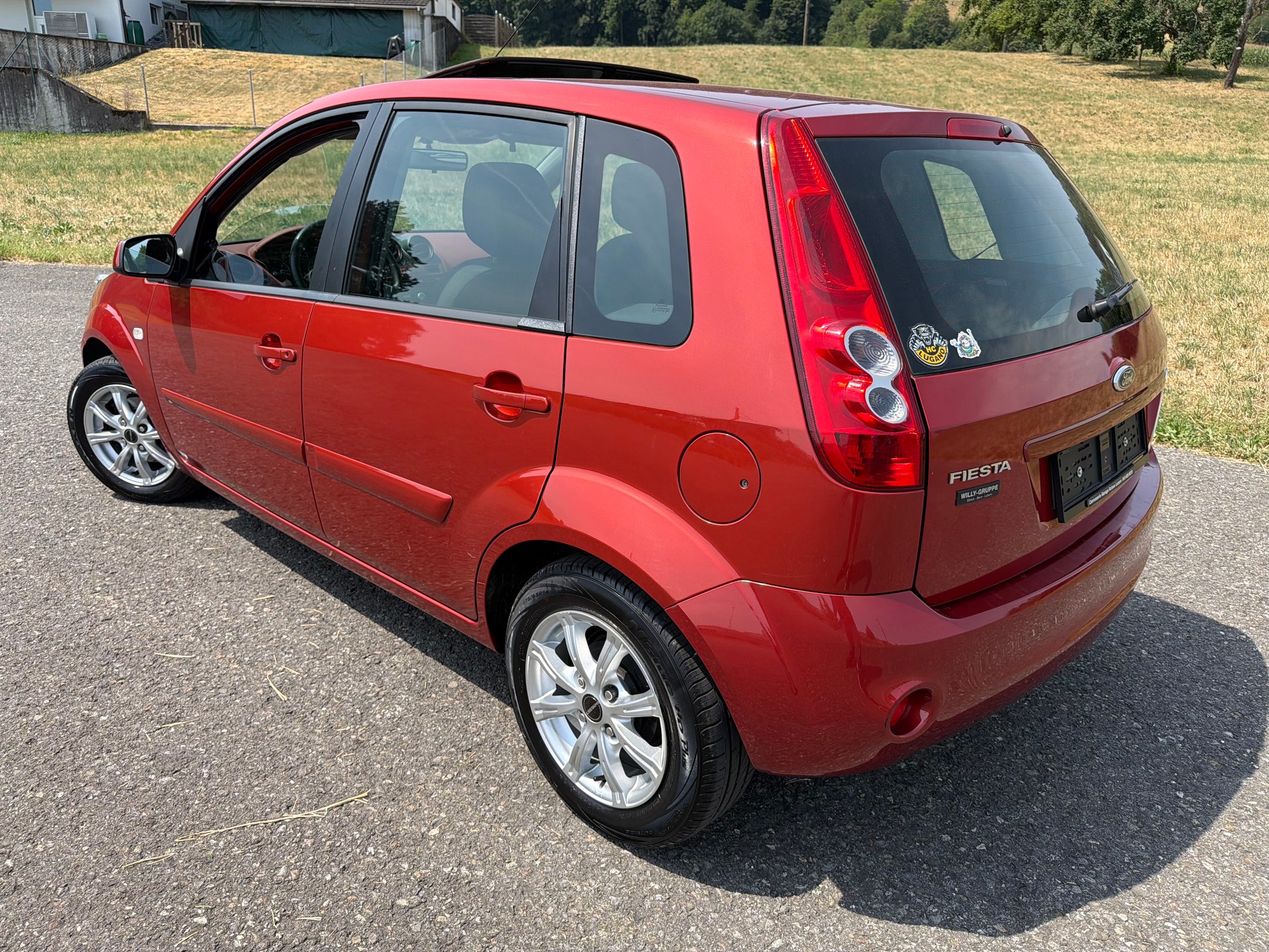 FORD Fiesta 1.6 16V Ghia . Automat.-image-2