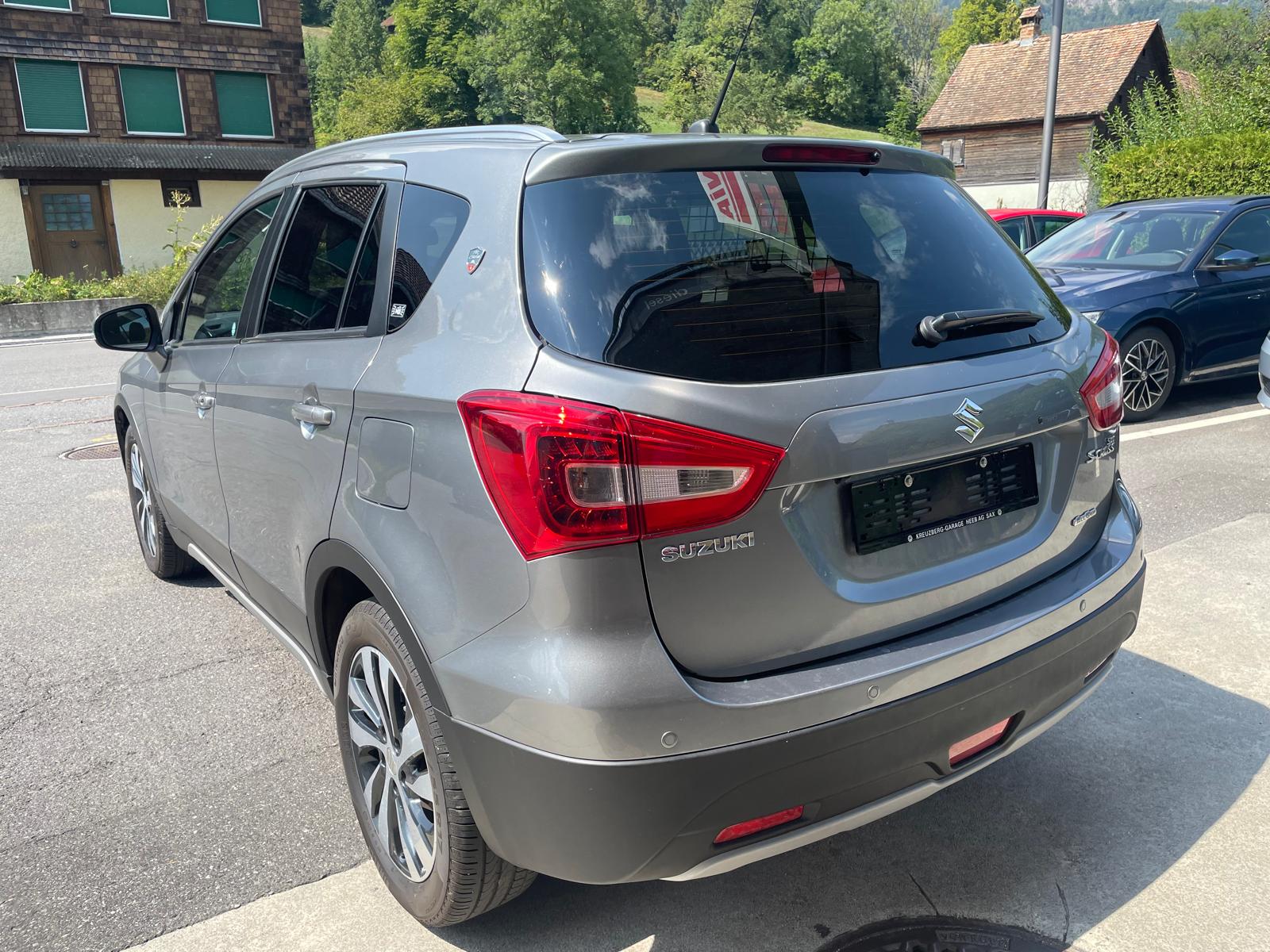SUZUKI SX4 S-Cross 1.4 16V Piz Sulai 4WD Automatic-image-4