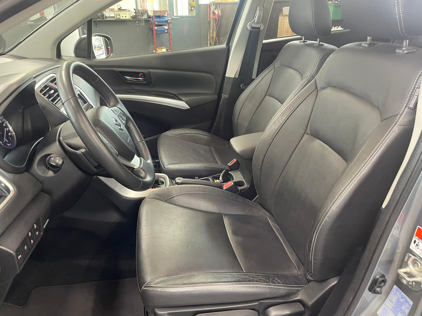 SUZUKI SX4 S-Cross 1.4 16V Piz Sulai 4WD Automatic-image-8