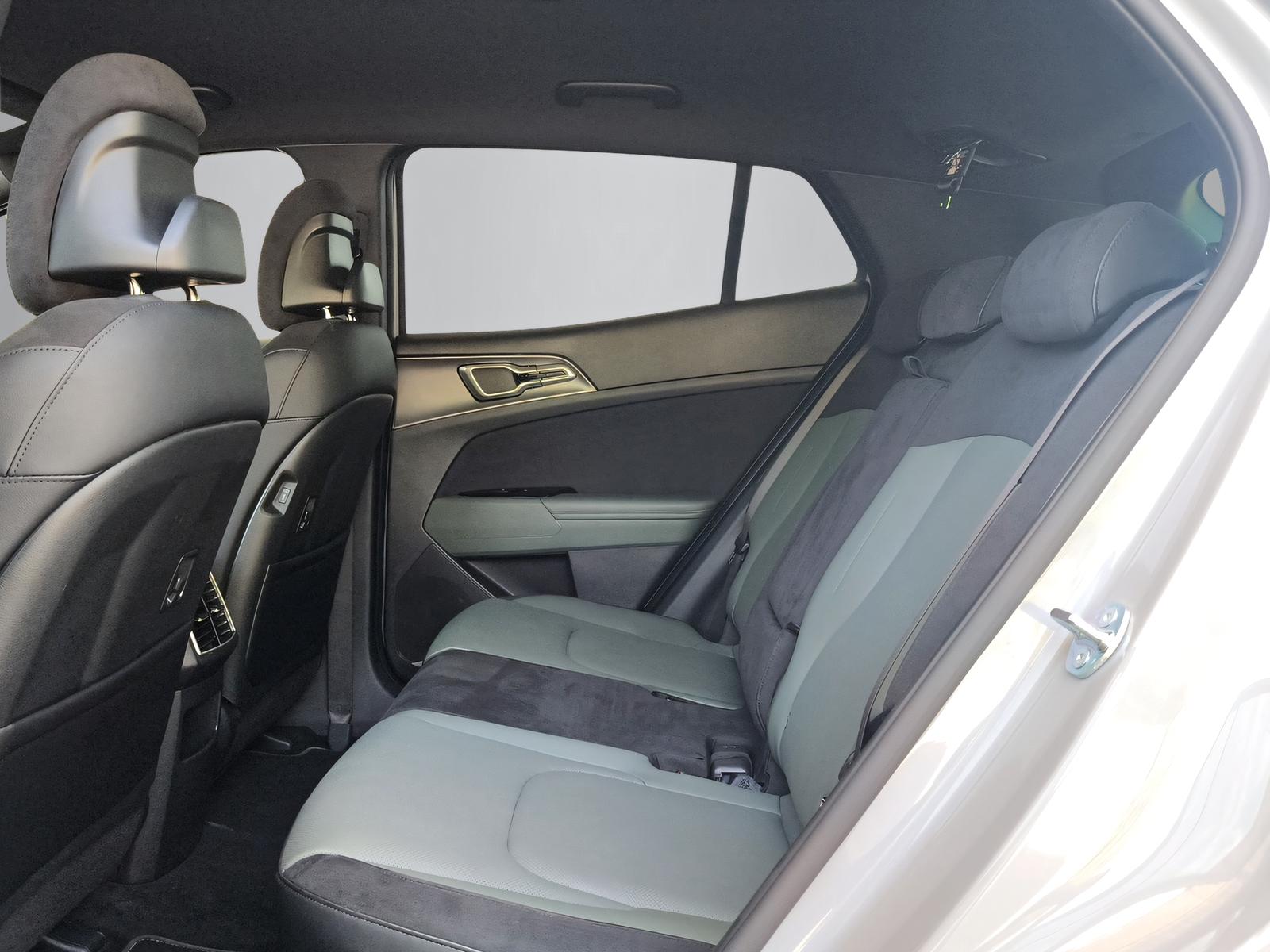 KIA Sportage 1.6 T-GDi PHEV Power Edition-image-11