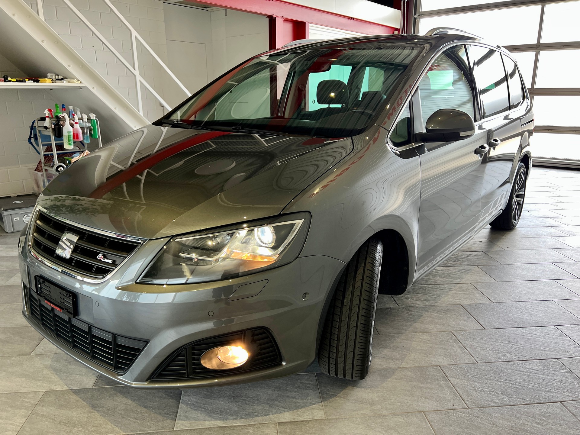 SEAT Alhambra 2.0 TSI FR Line DSG-image-3