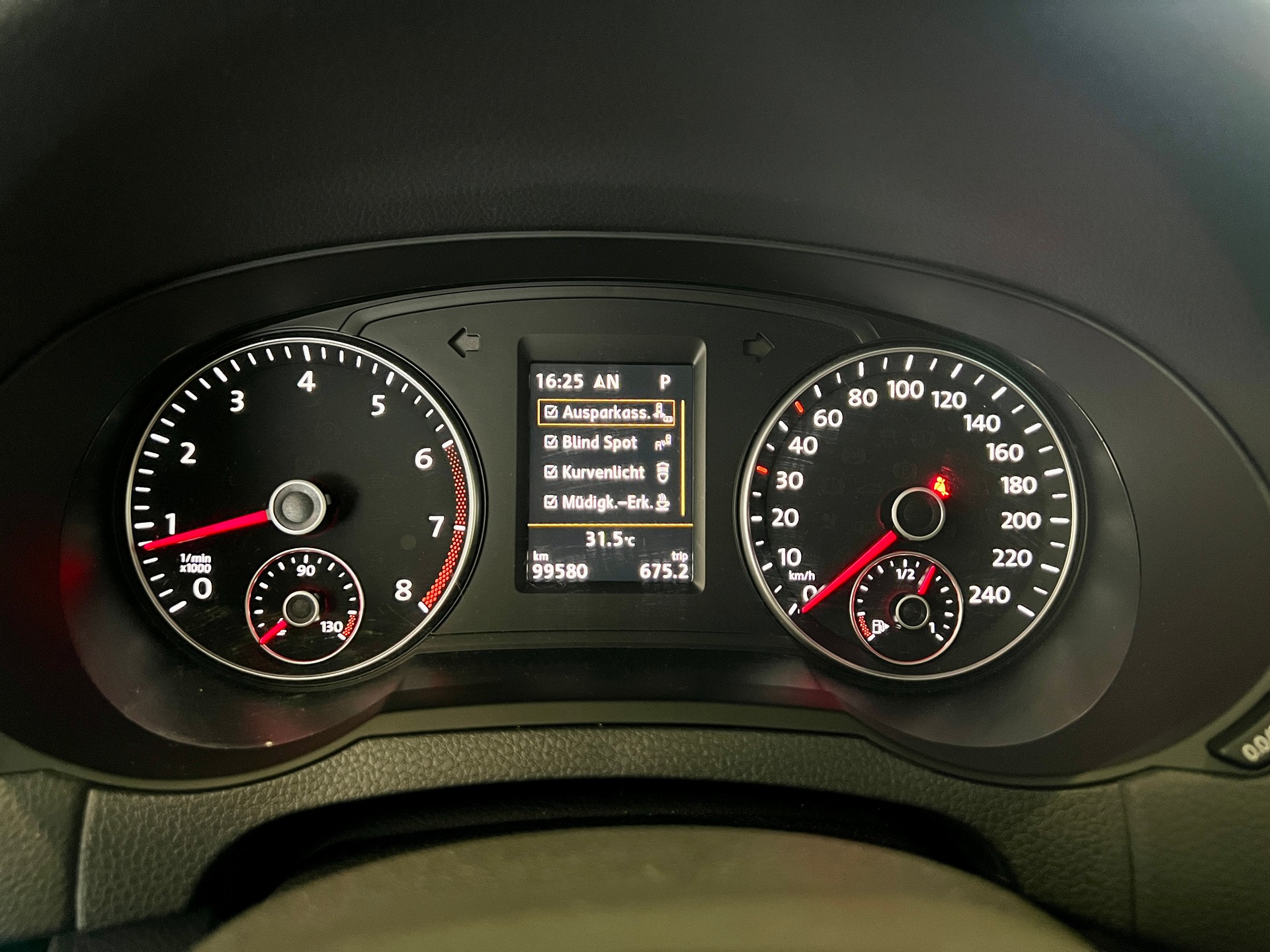 SEAT Alhambra 2.0 TSI FR Line DSG-image-24