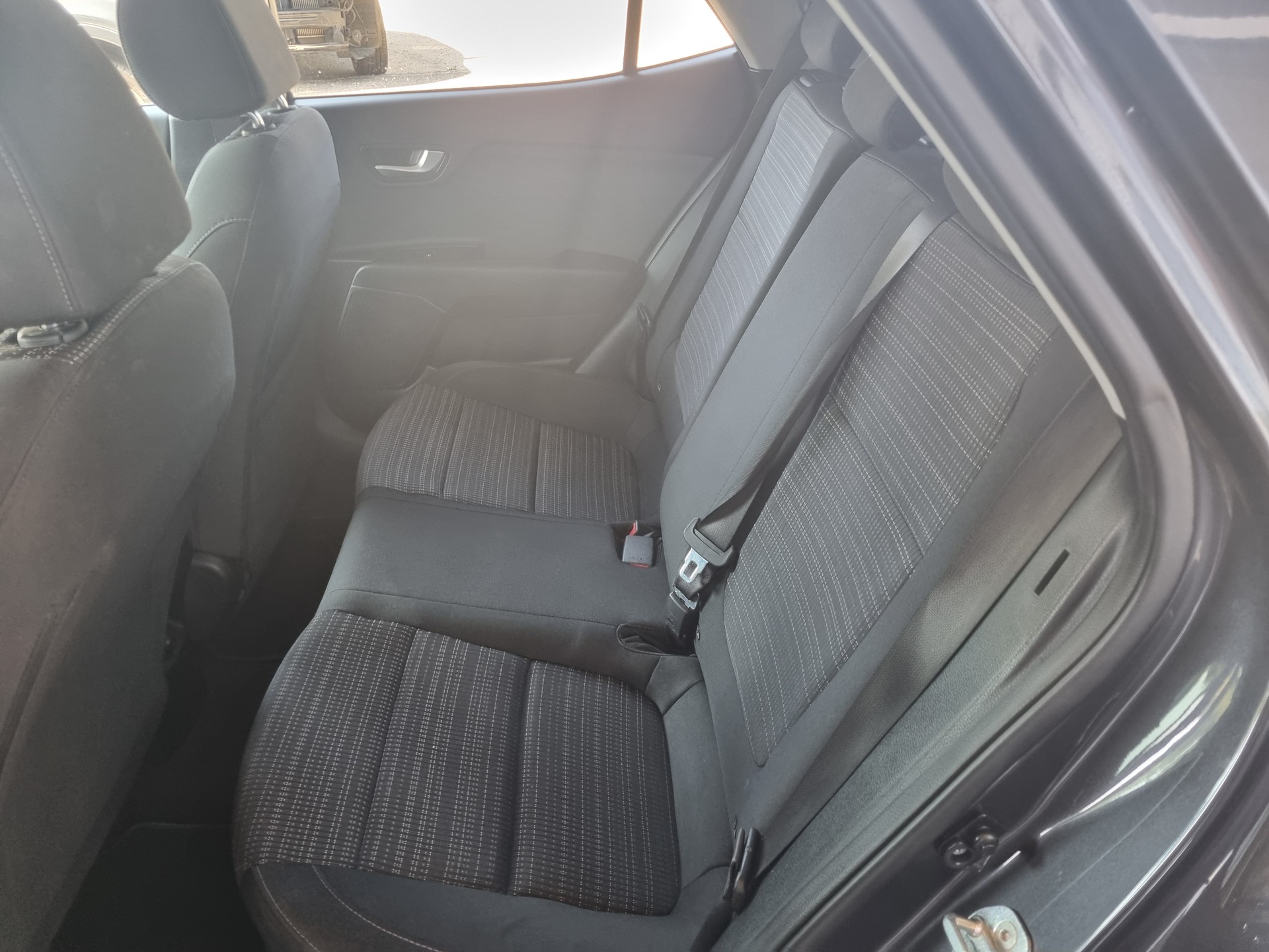 KIA Stonic 1.0 T-GDi-image-8
