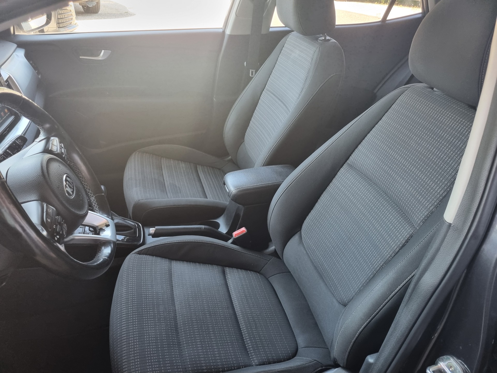 KIA Stonic 1.0 T-GDi-image-7