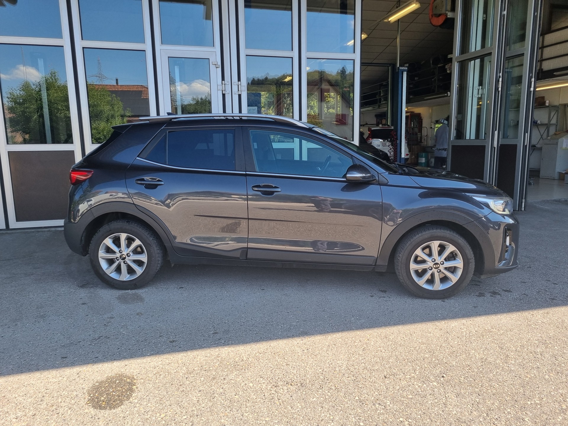 KIA Stonic 1.0 T-GDi-image-2