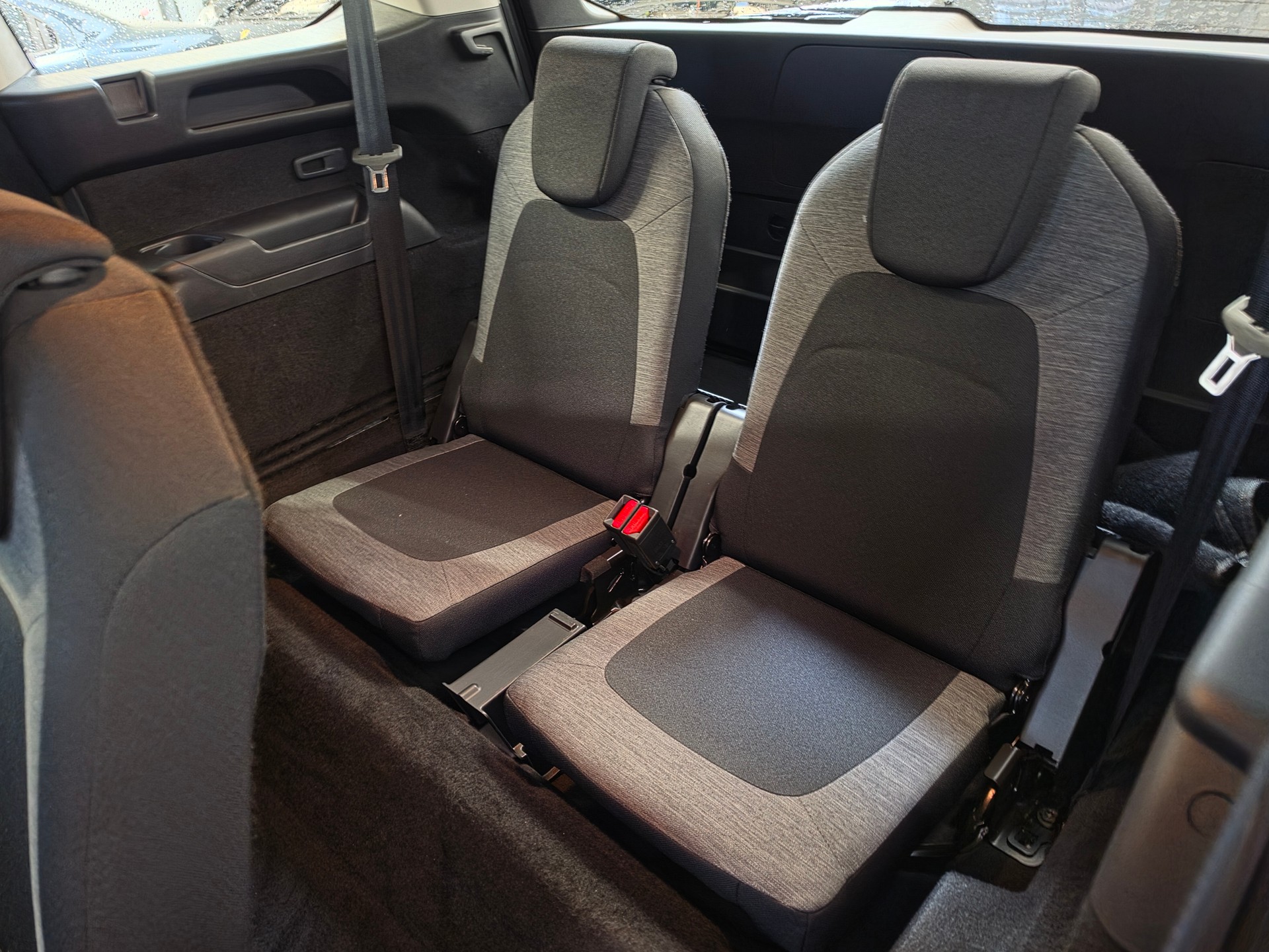CITROEN Grand C4 Spacetourer 1.2 Pure Tech Feel 7 Sitzplätze-image-5