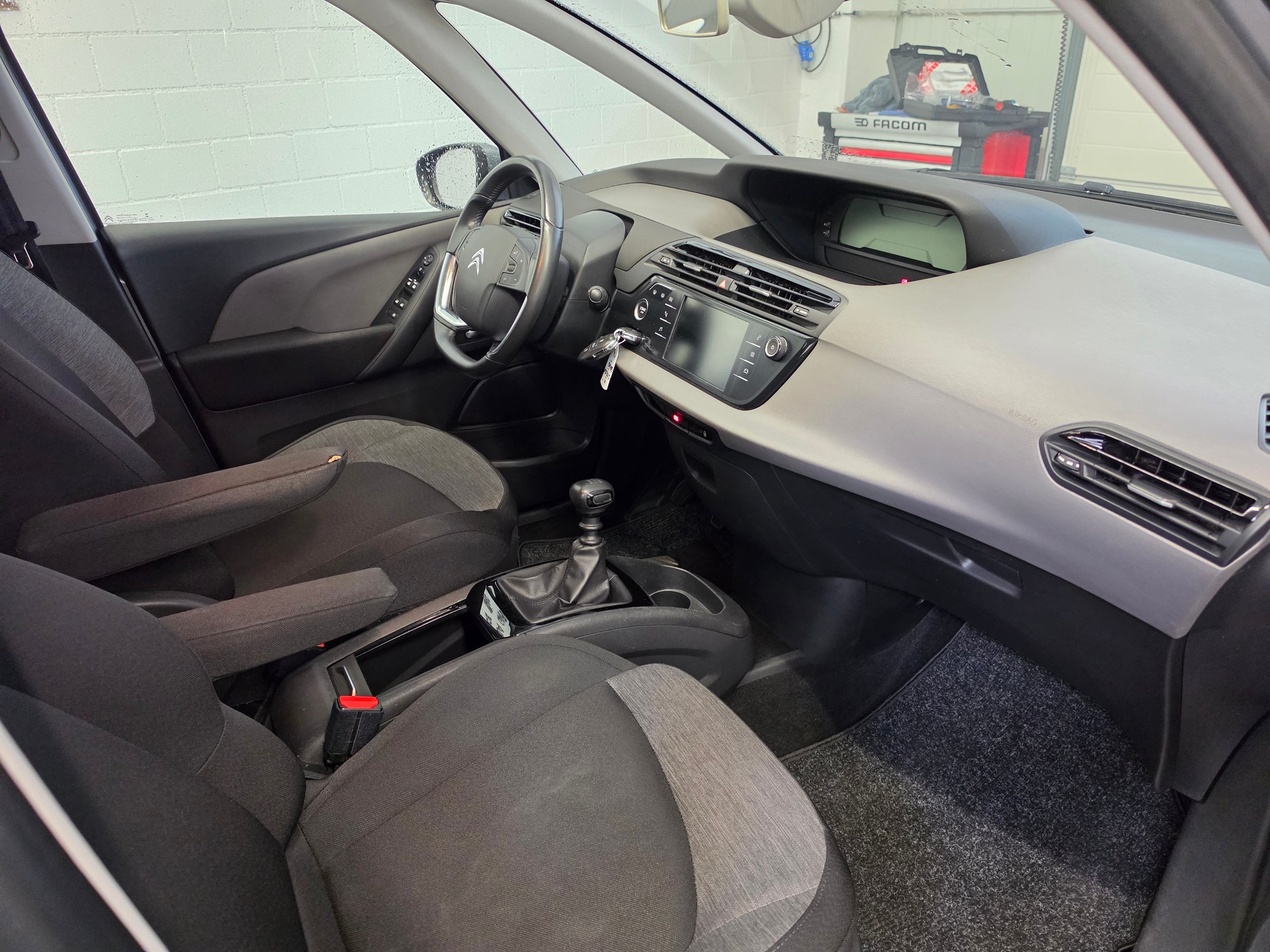 CITROEN Grand C4 Spacetourer 1.2 Pure Tech Feel 7 Sitzplätze-image-15