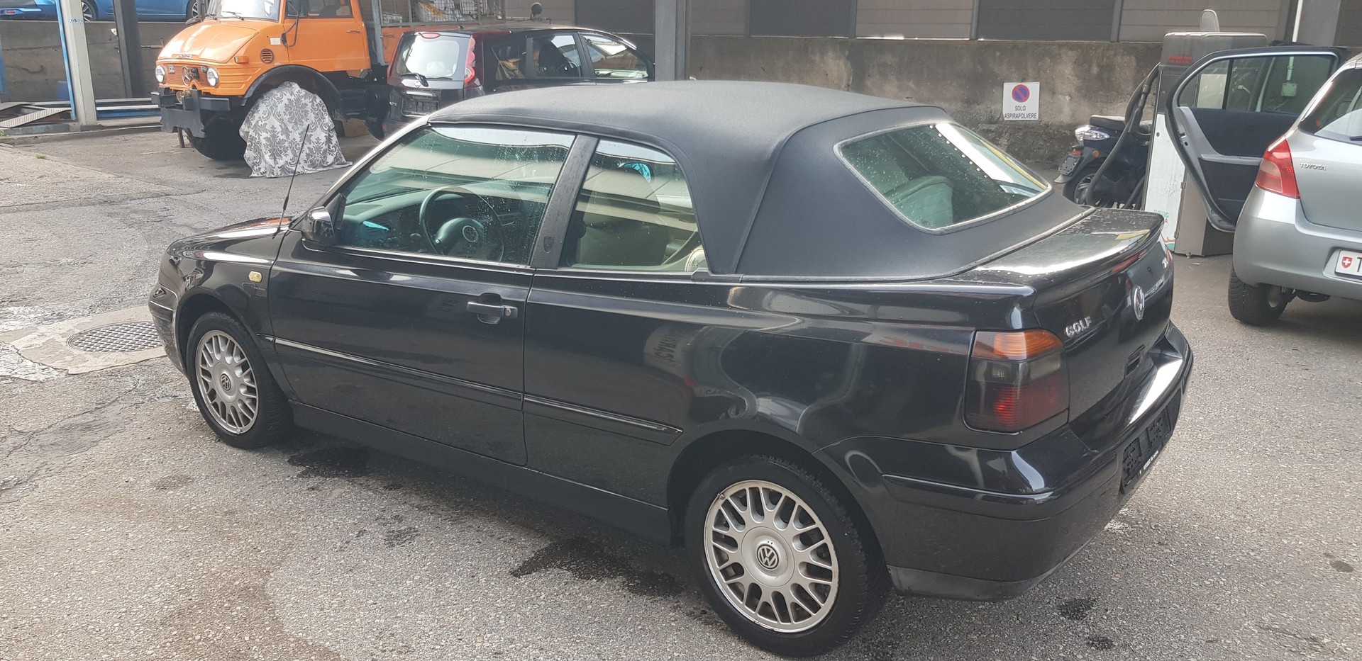 VW Golf Cabriolet 2000 Highline Sunshine-image-2