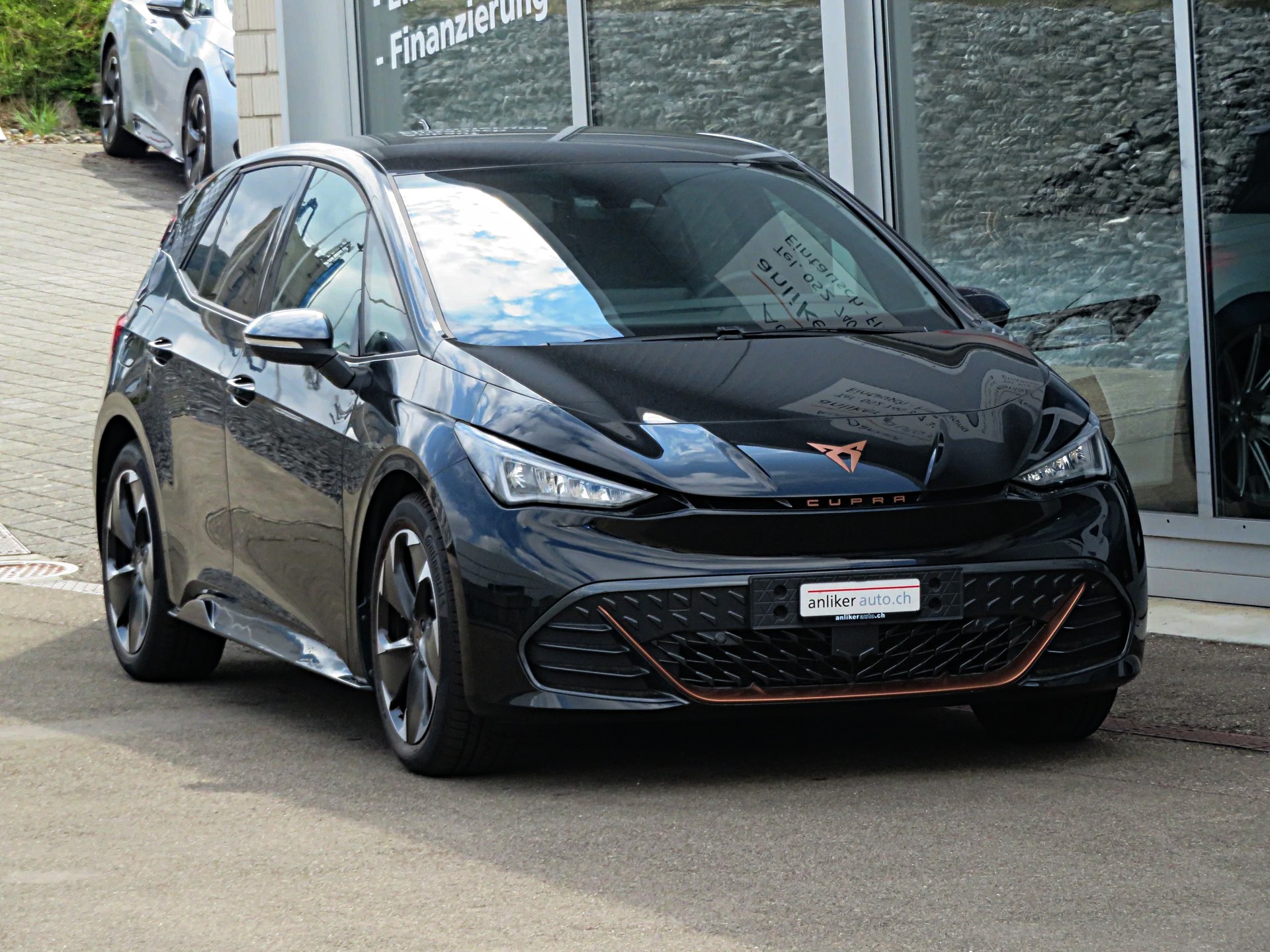 CUPRA Born 59 kWh e-Boost-image-0