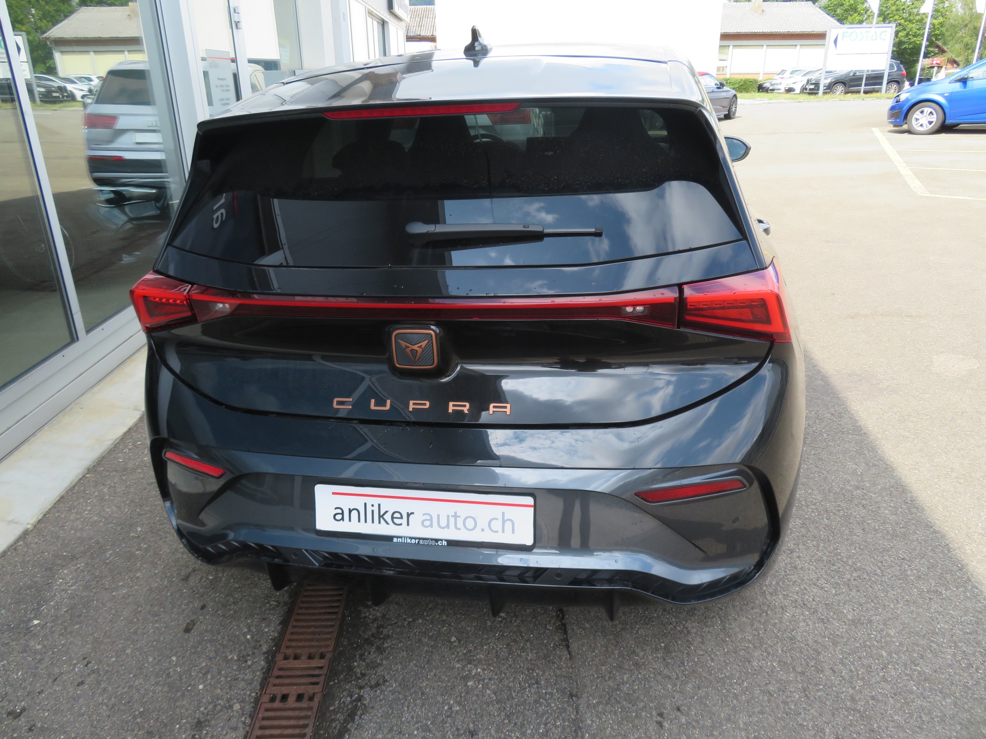 CUPRA Born 59 kWh e-Boost-image-2