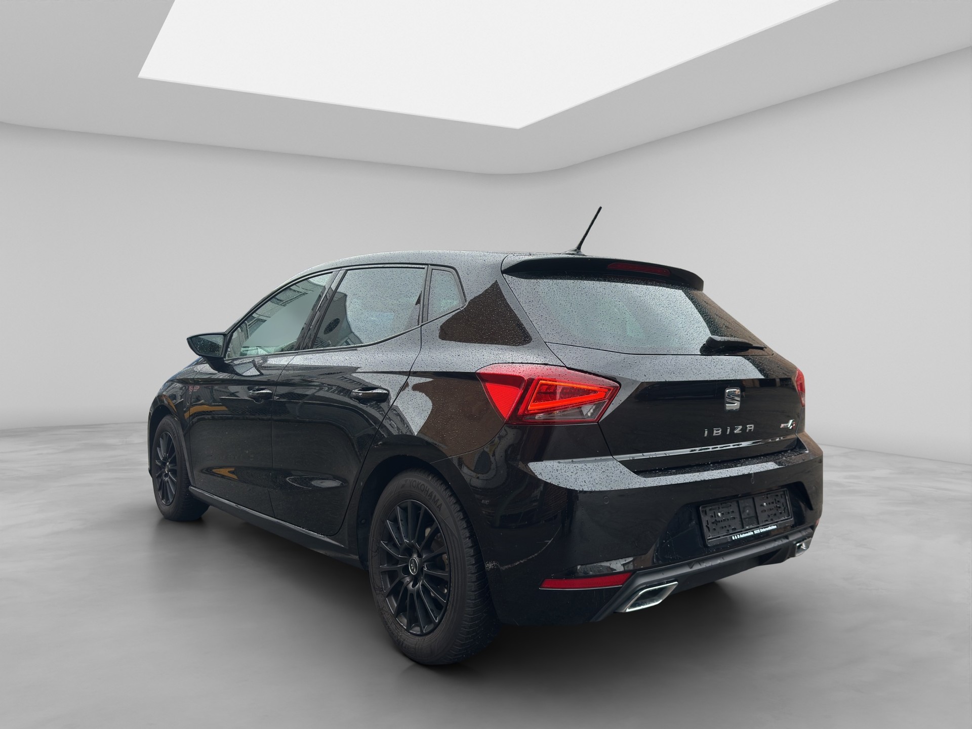 SEAT Ibiza 1.0 EcoTSI DSG Swiss FR-image-3