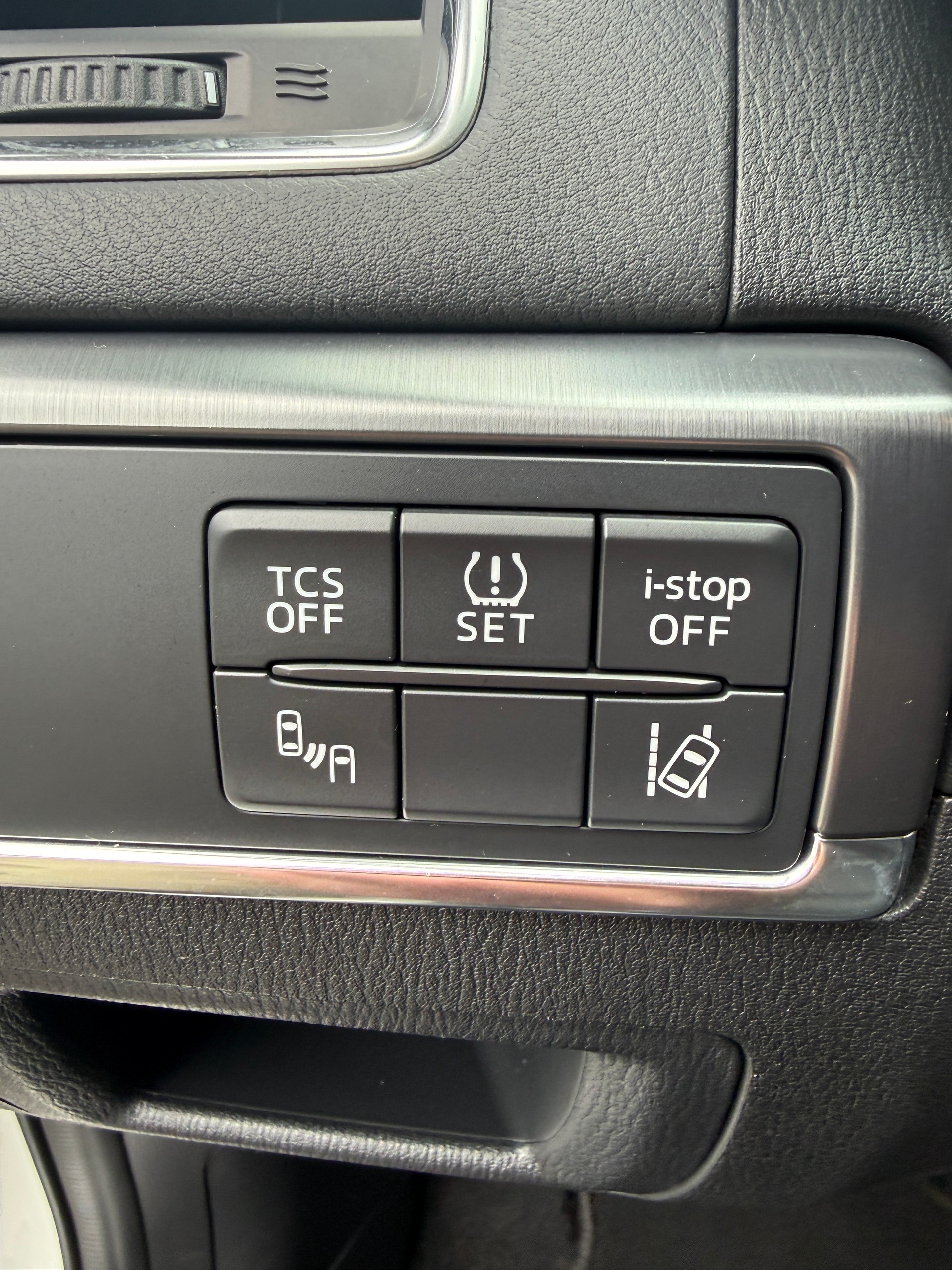 MAZDA CX-5 2.2 D HP Revolution AWD Automatic-image-11