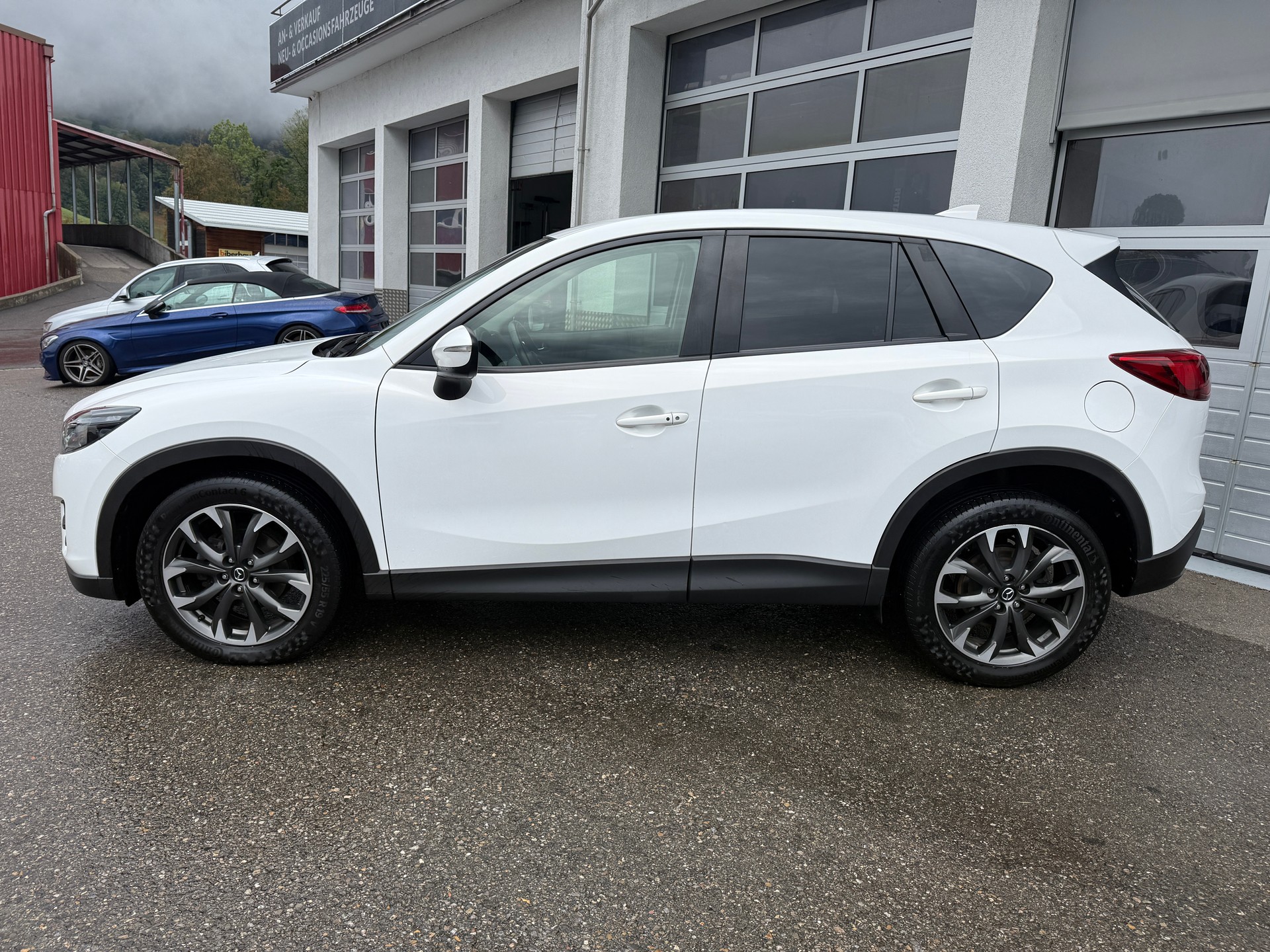 MAZDA CX-5 2.2 D HP Revolution AWD Automatic-showroom-element-1