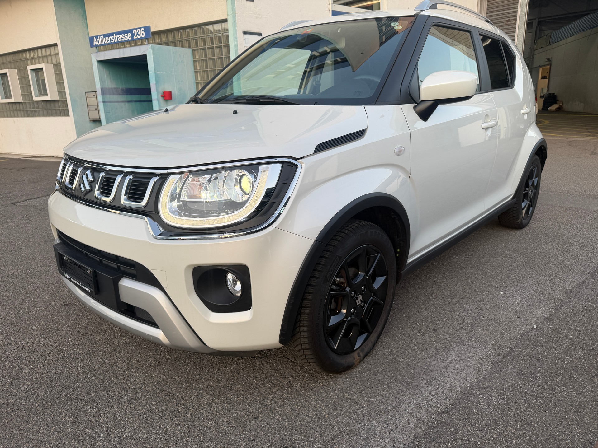 SUZUKI Ignis 1.2i Compact+ Hybrid 4x4-image-1