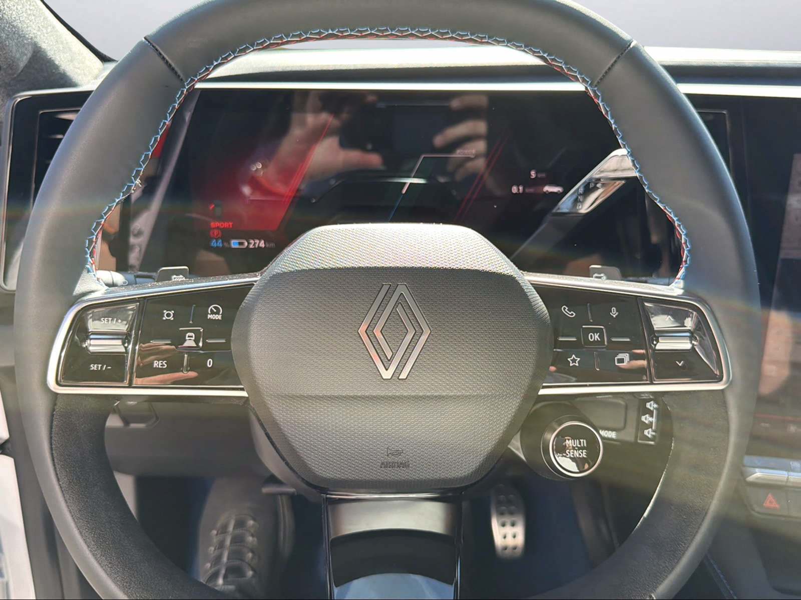 RENAULT Scénic E-Tech esprit Alpine-image-8