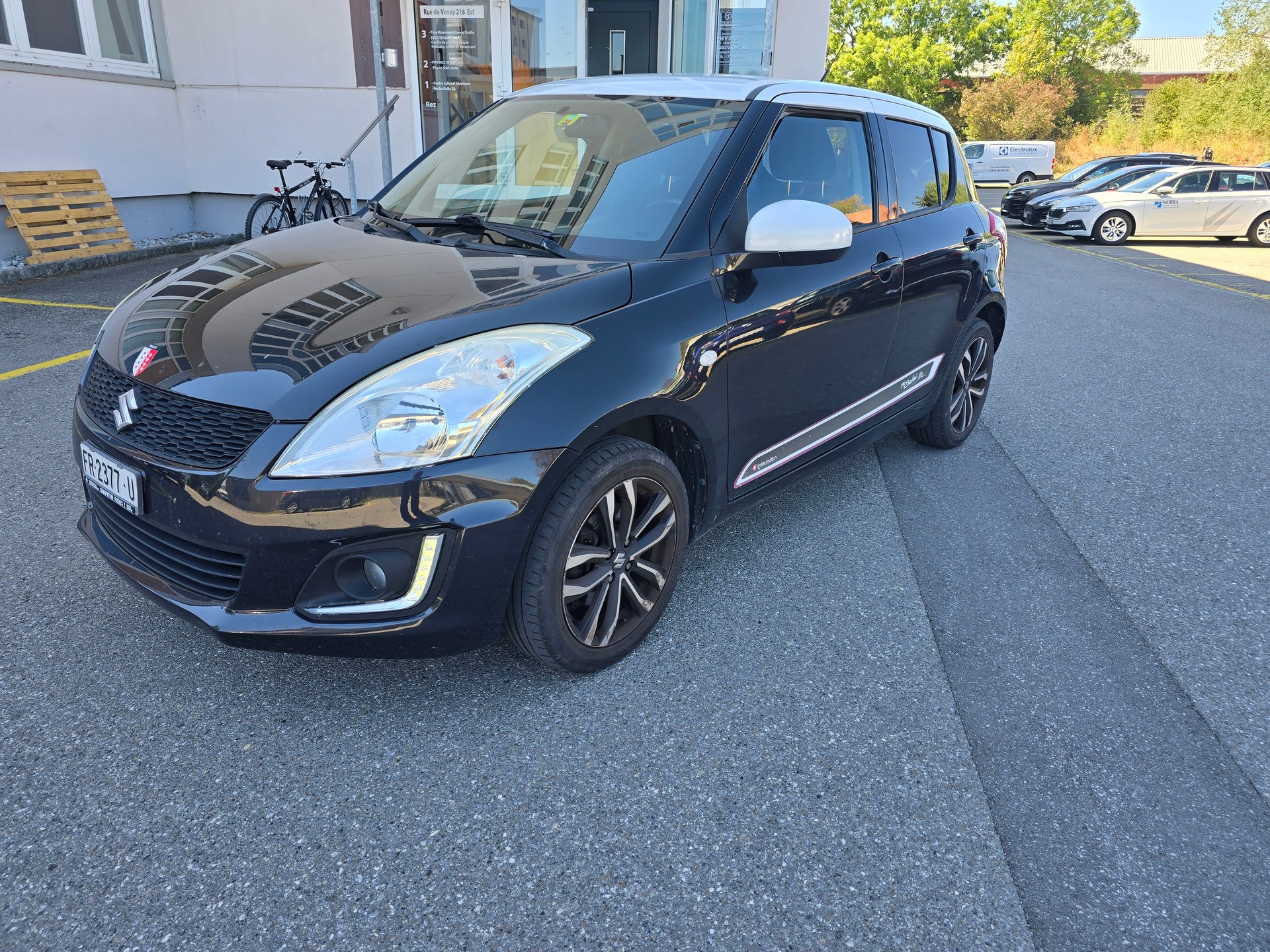 SUZUKI Swift 1.2i 16V PizSulai 4x4-image-1