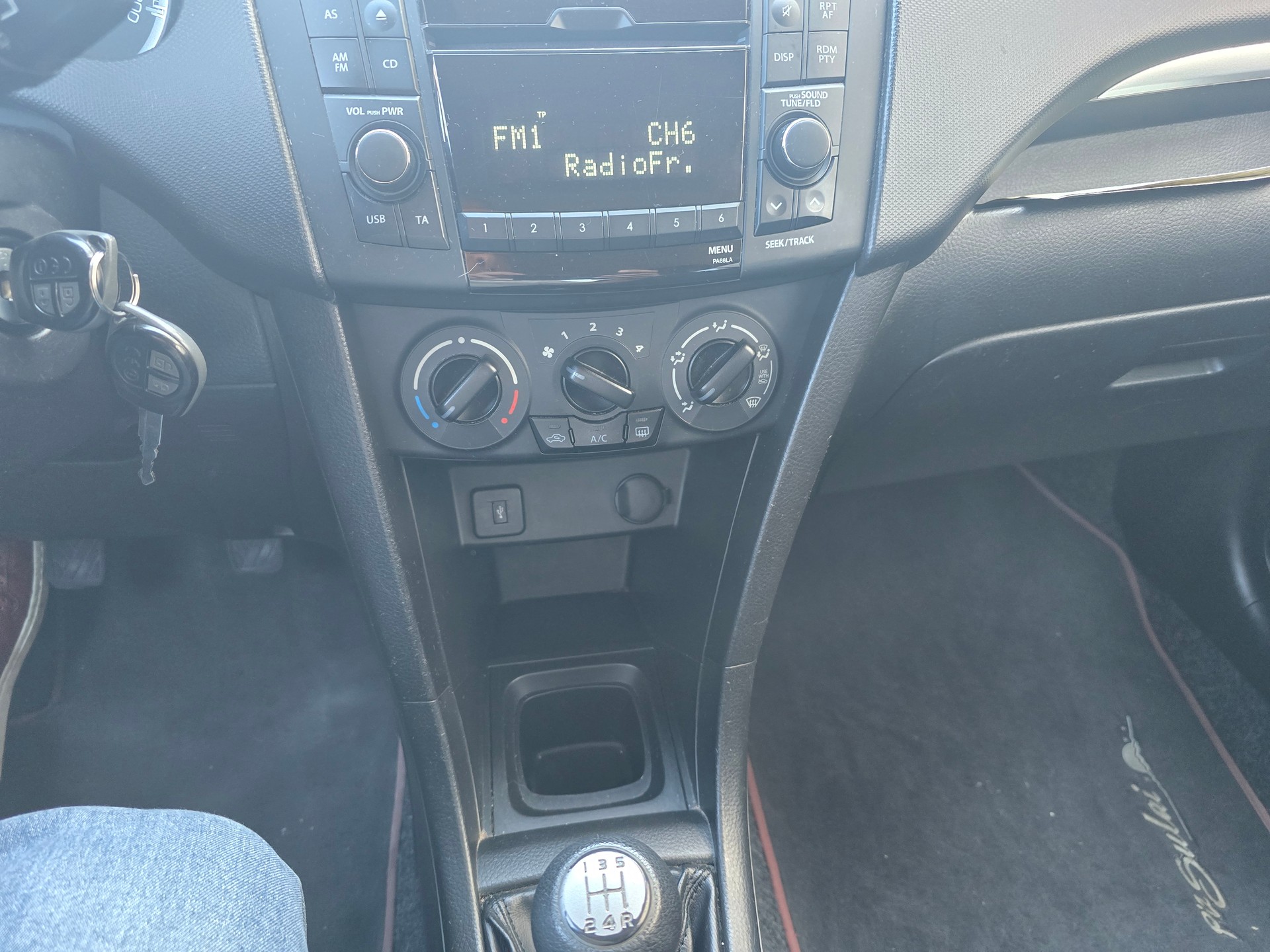 SUZUKI Swift 1.2i 16V PizSulai 4x4-image-8