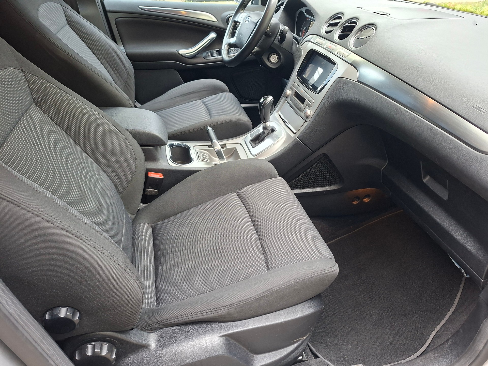 FORD S-Max 2.0 TDCi Titanium Automatic-image-7