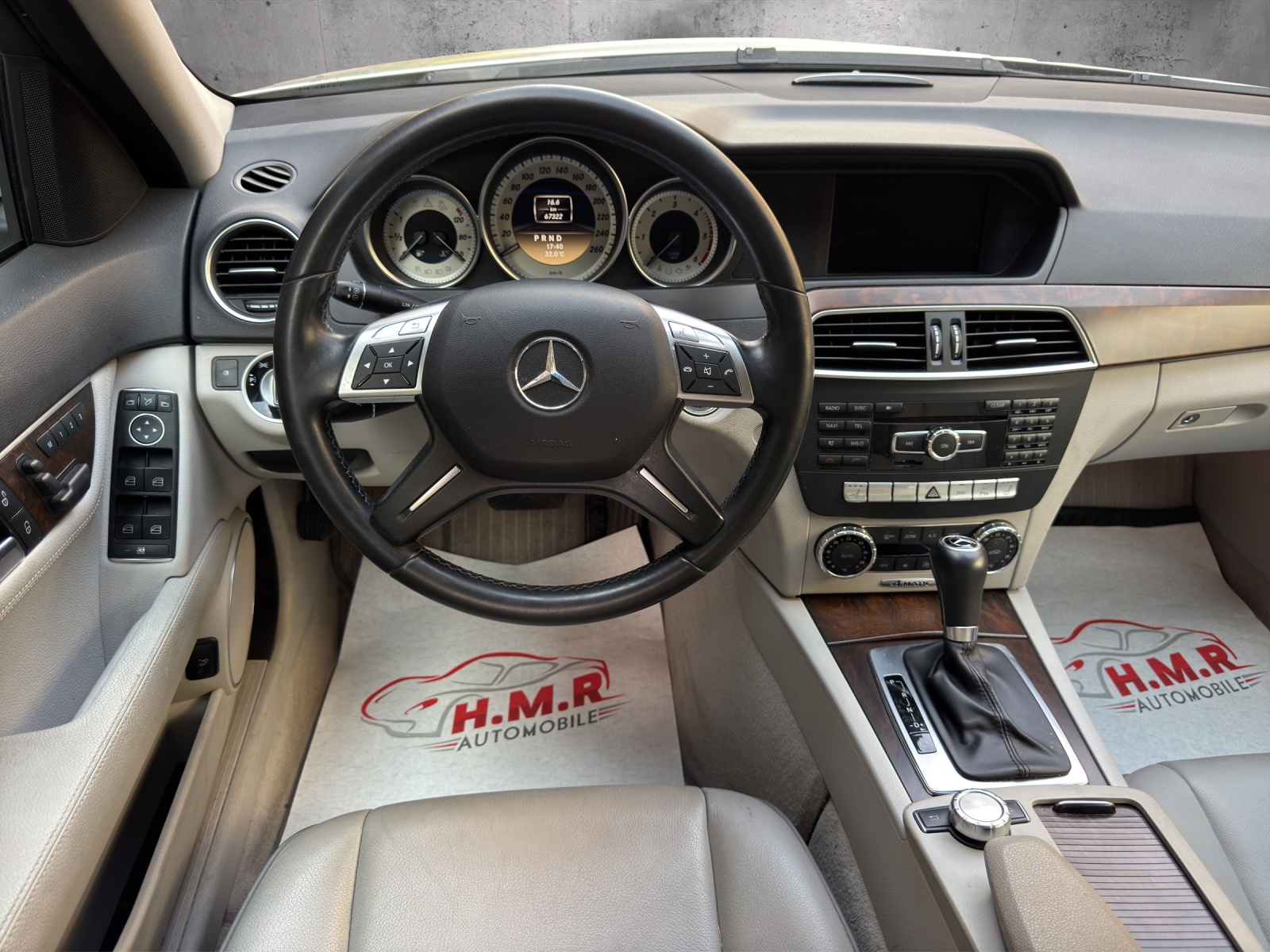 MERCEDES-BENZ C 250 CDI Elégance 4Matic 7G-Tronic-image-10
