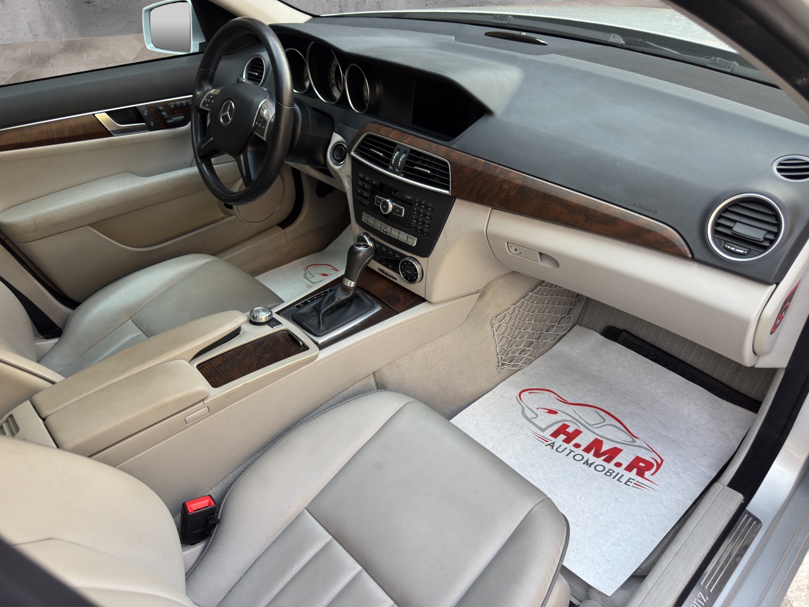 MERCEDES-BENZ C 250 CDI Elégance 4Matic 7G-Tronic-image-9