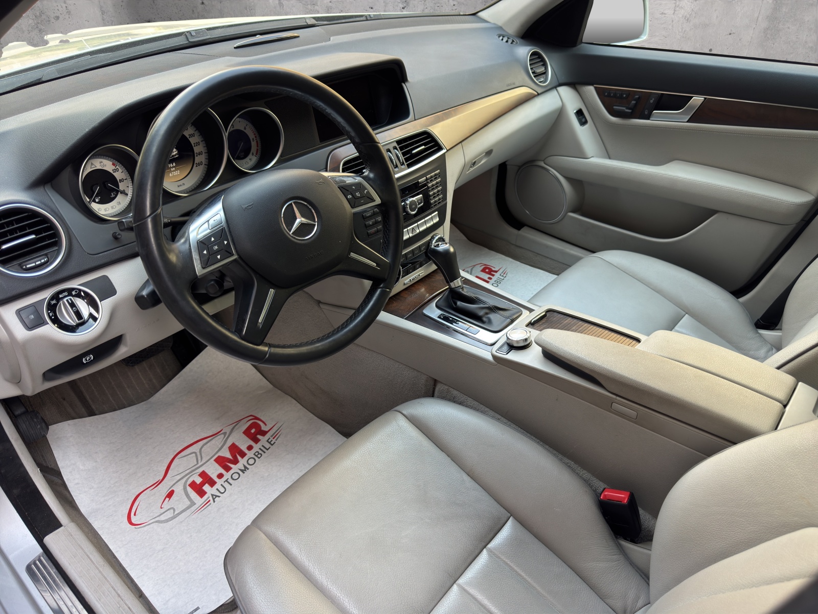 MERCEDES-BENZ C 250 CDI Elégance 4Matic 7G-Tronic-image-7