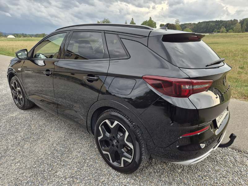 OPEL Grandland-image-3