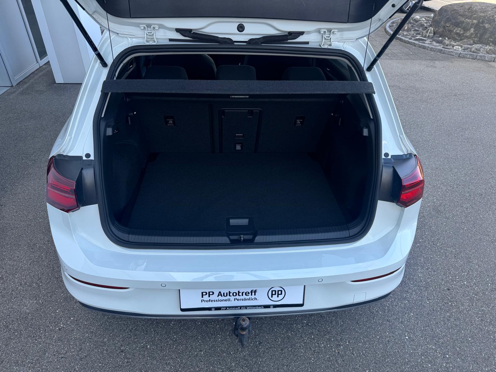 VW Golf 2.0 TSI Style DSG 4 Motion-image-4