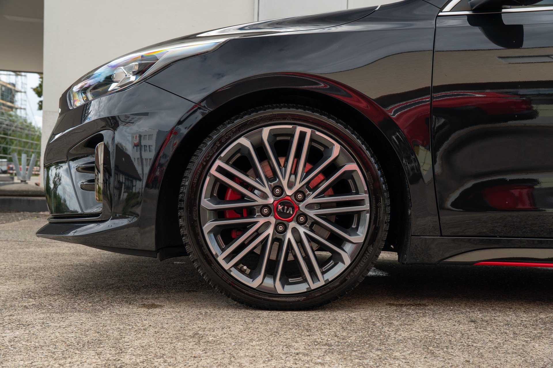 KIA ProCeed 1.6 T-GDi GT DCT-image-6