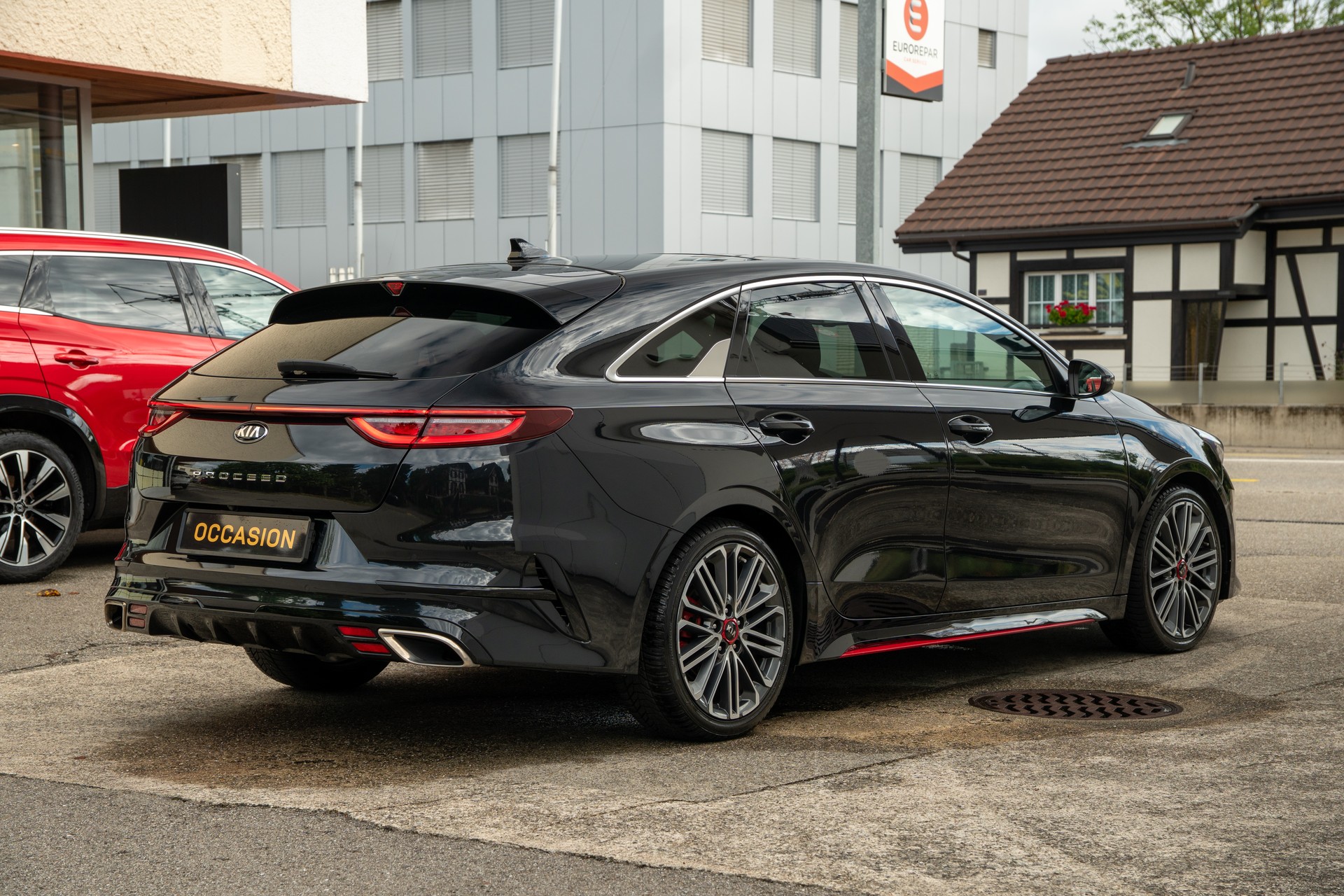 KIA ProCeed 1.6 T-GDi GT DCT-image-3