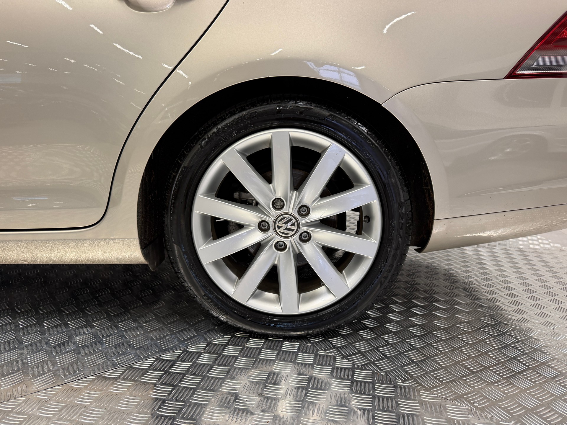 VW Golf Variant 1.2 TSI Comfortline DSG-image-20