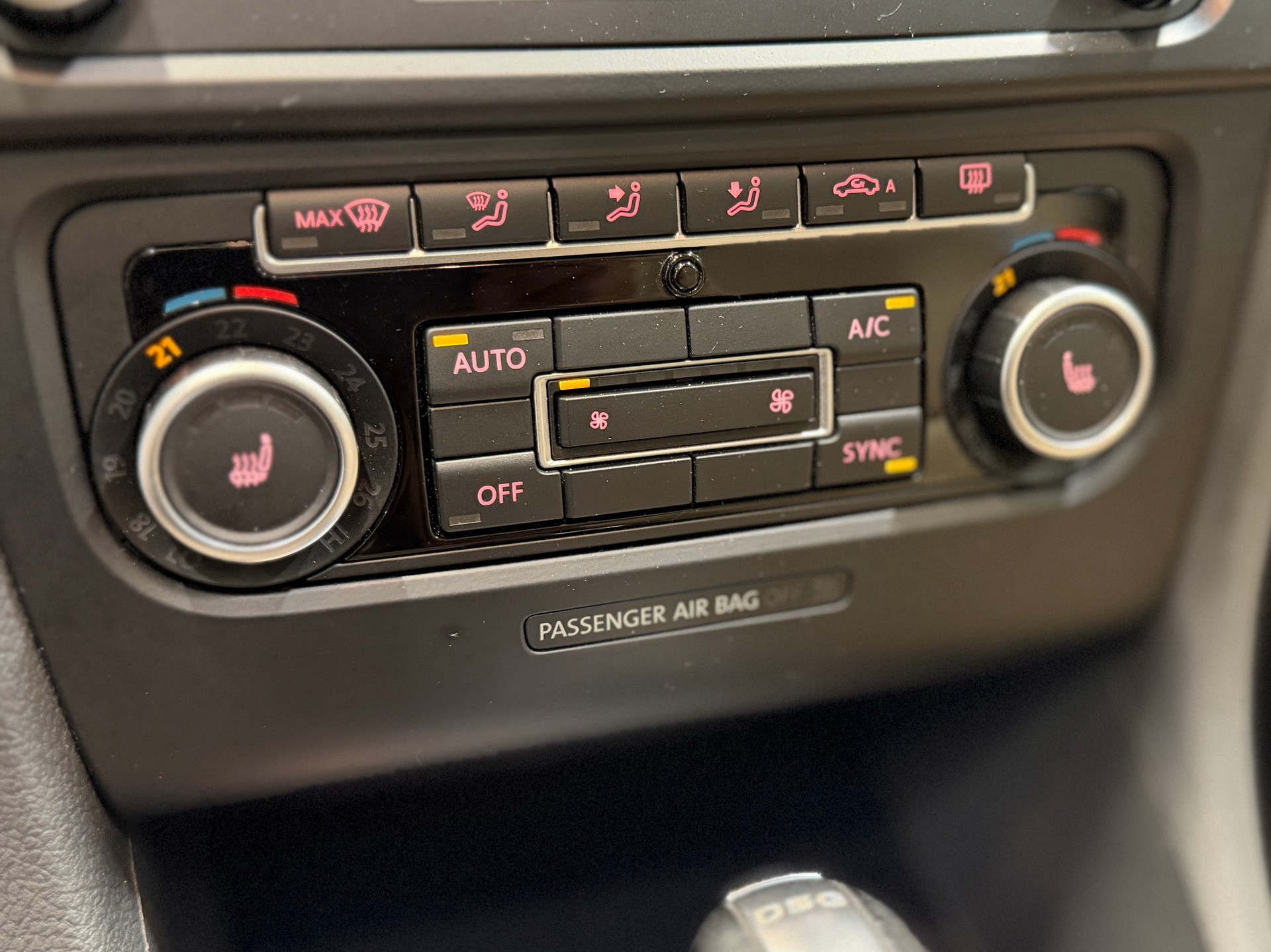 VW Golf Variant 1.2 TSI Comfortline DSG-image-15
