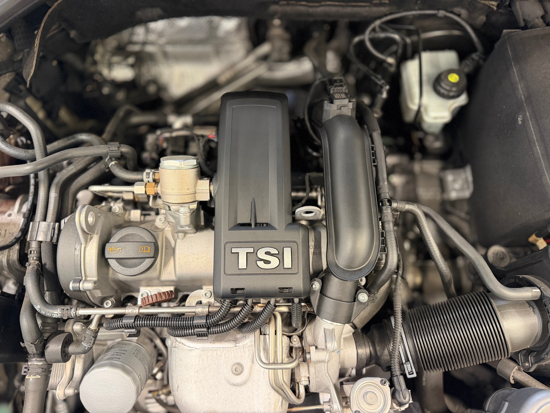 VW Golf Variant 1.2 TSI Comfortline DSG-image-19