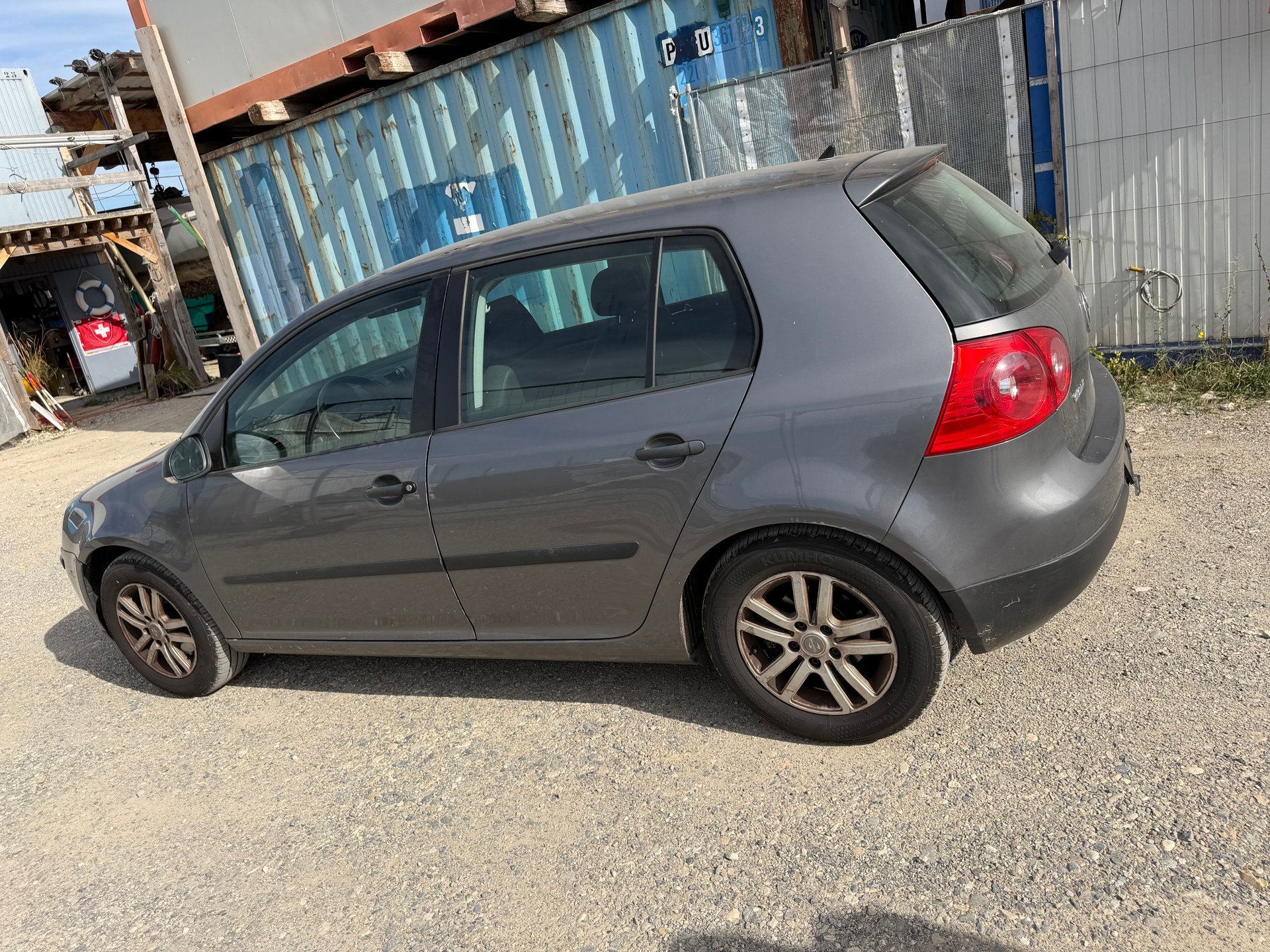 VW Golf 1.6 FSI Trendline-image-5