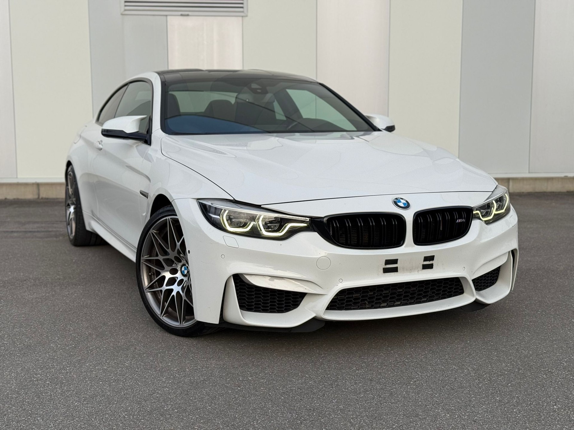 BMW M4 Coupé Competition DKG-image-2