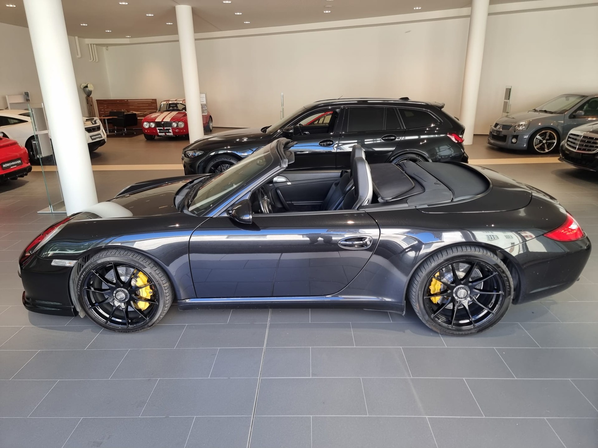 PORSCHE Carrera S Cabrio-image-11