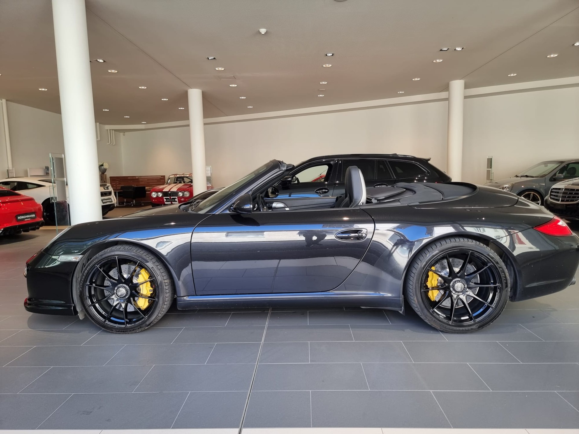 PORSCHE Carrera S Cabrio-image-10