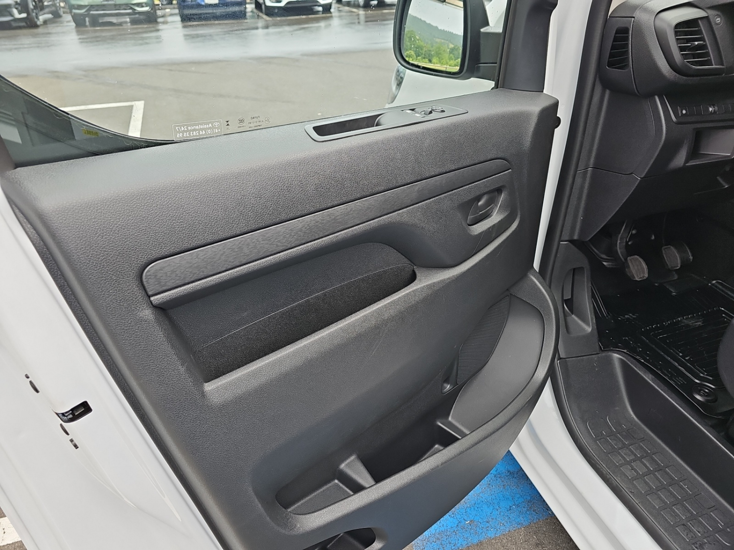 TOYOTA PROACE Brückenwagen L1 2.0 D-image-11