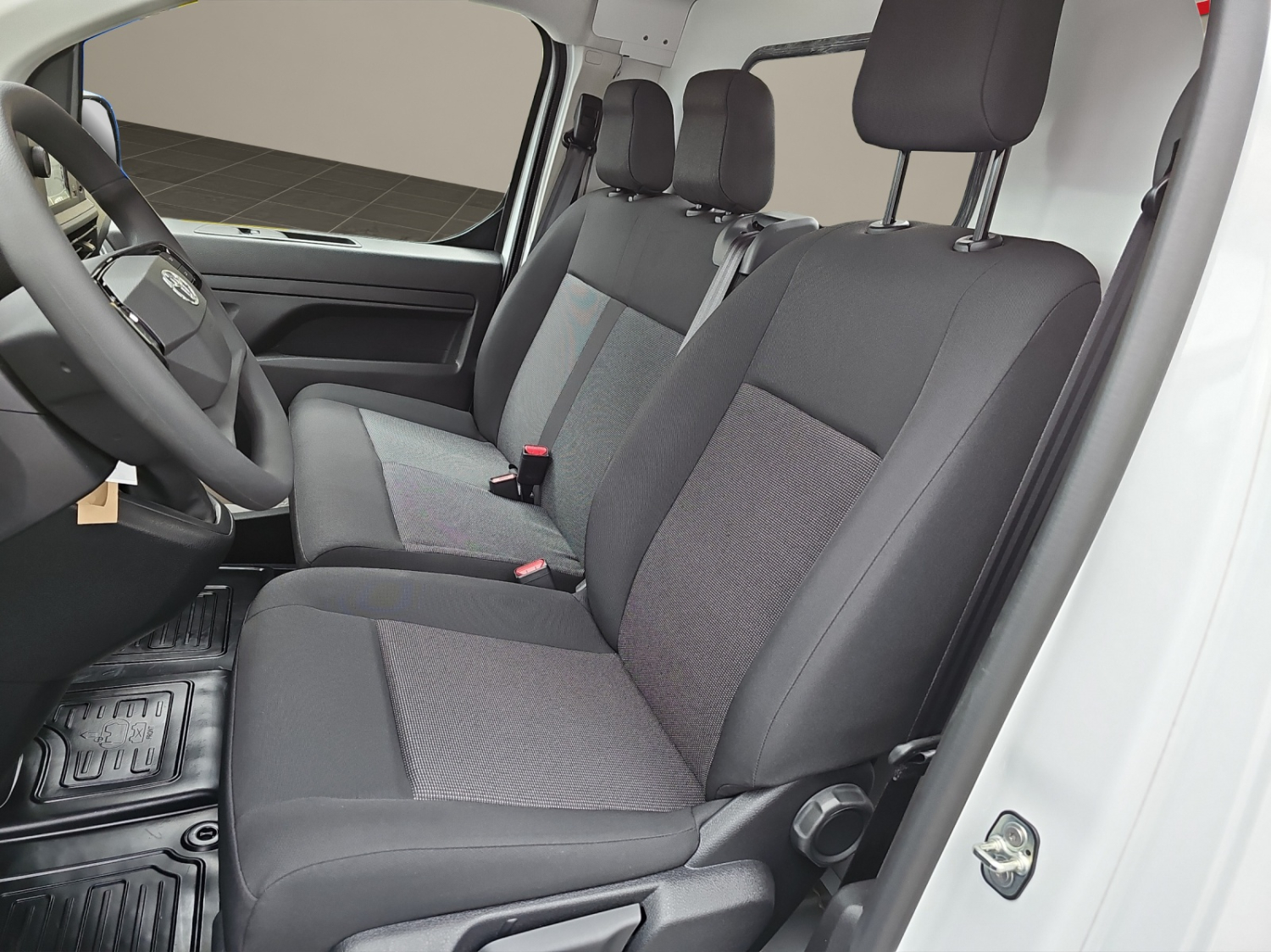 TOYOTA PROACE Brückenwagen L1 2.0 D-image-8