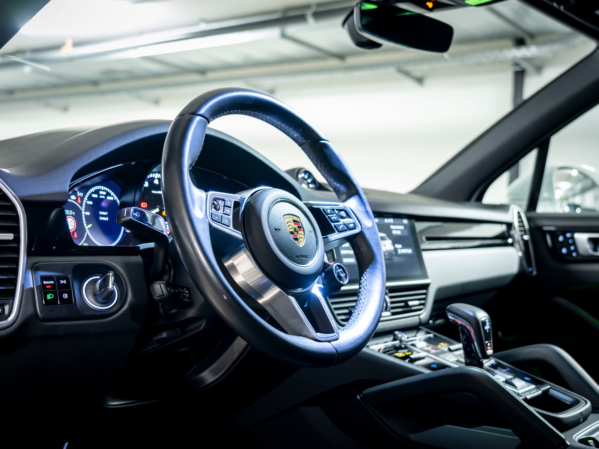 PORSCHE Cayenne E-Hybrid-image-15