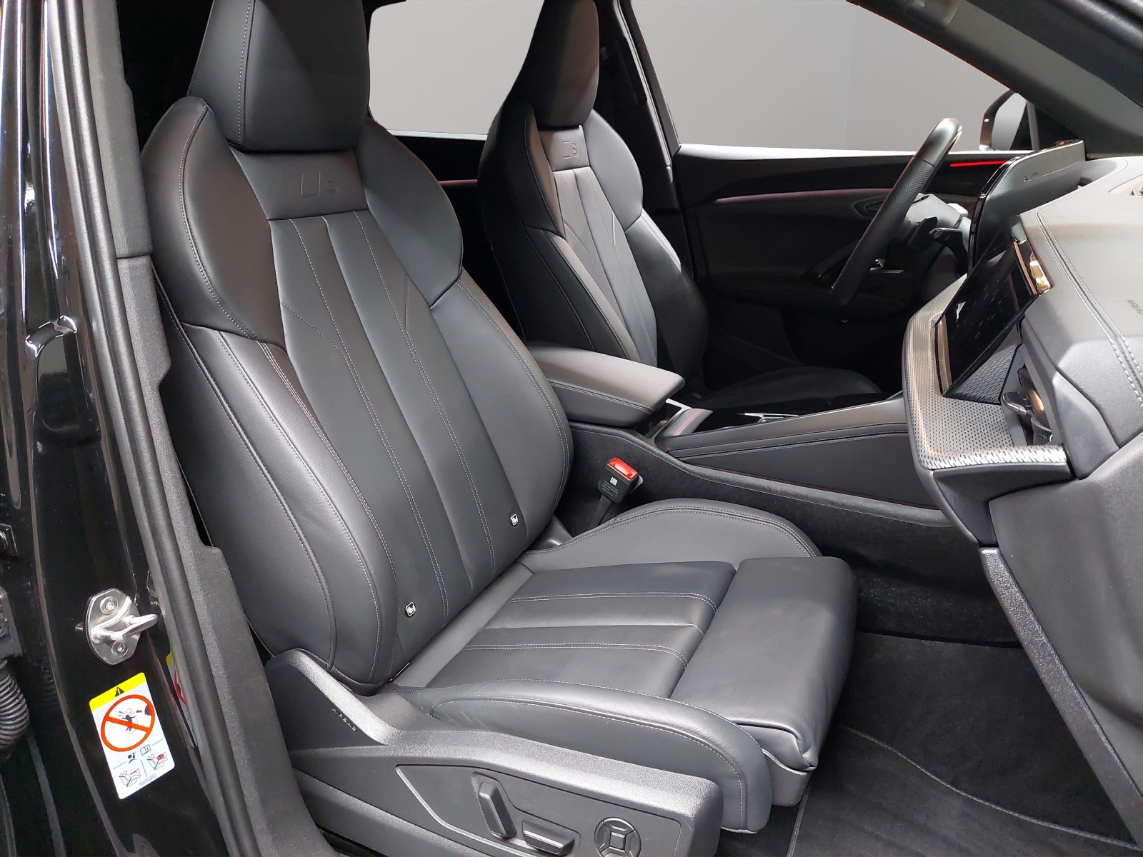 AUDI Q5 TDI quattro 150 kW S-tronic-image-8