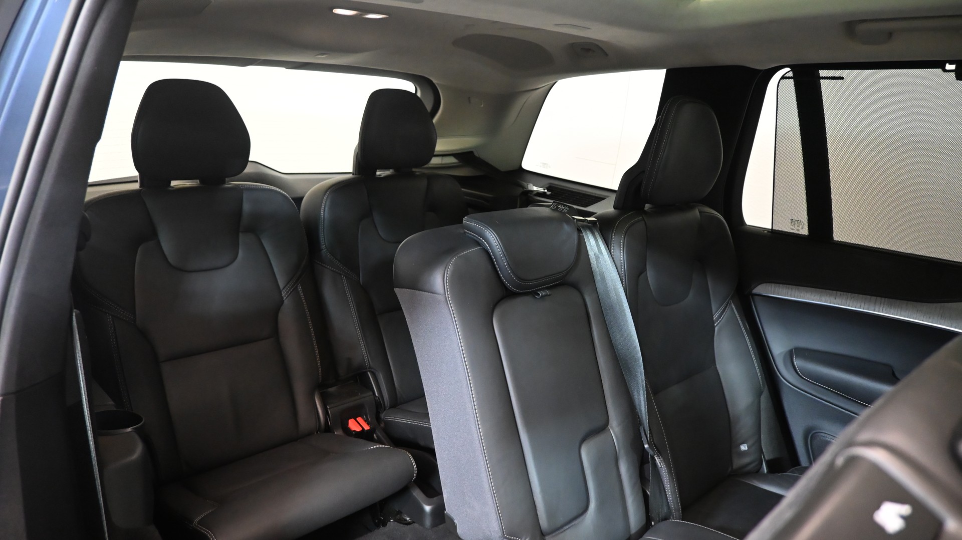VOLVO XC90 T8 eAWD PluginHybrid Ultimate Dark Geartronic-image-7