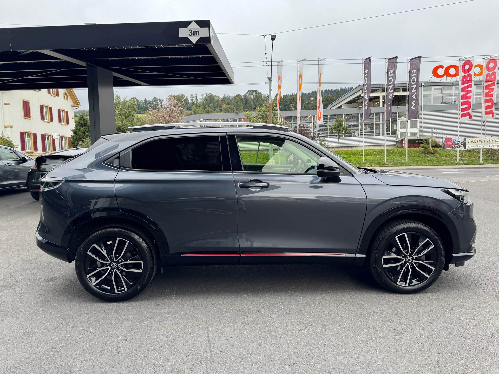 HONDA HR-V 1.5i-MMD Advance Style CVT-image-2