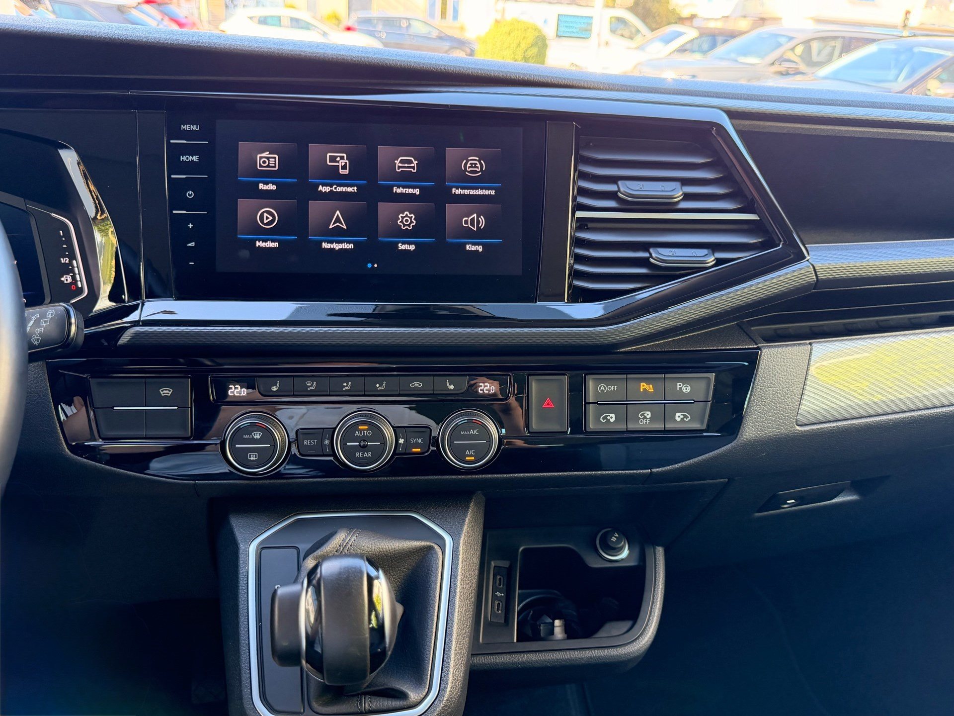 VW T6 Multivan 4MOTION Highline *** ABSOLUTE TOP AUSSTATTUNG ***-image-21