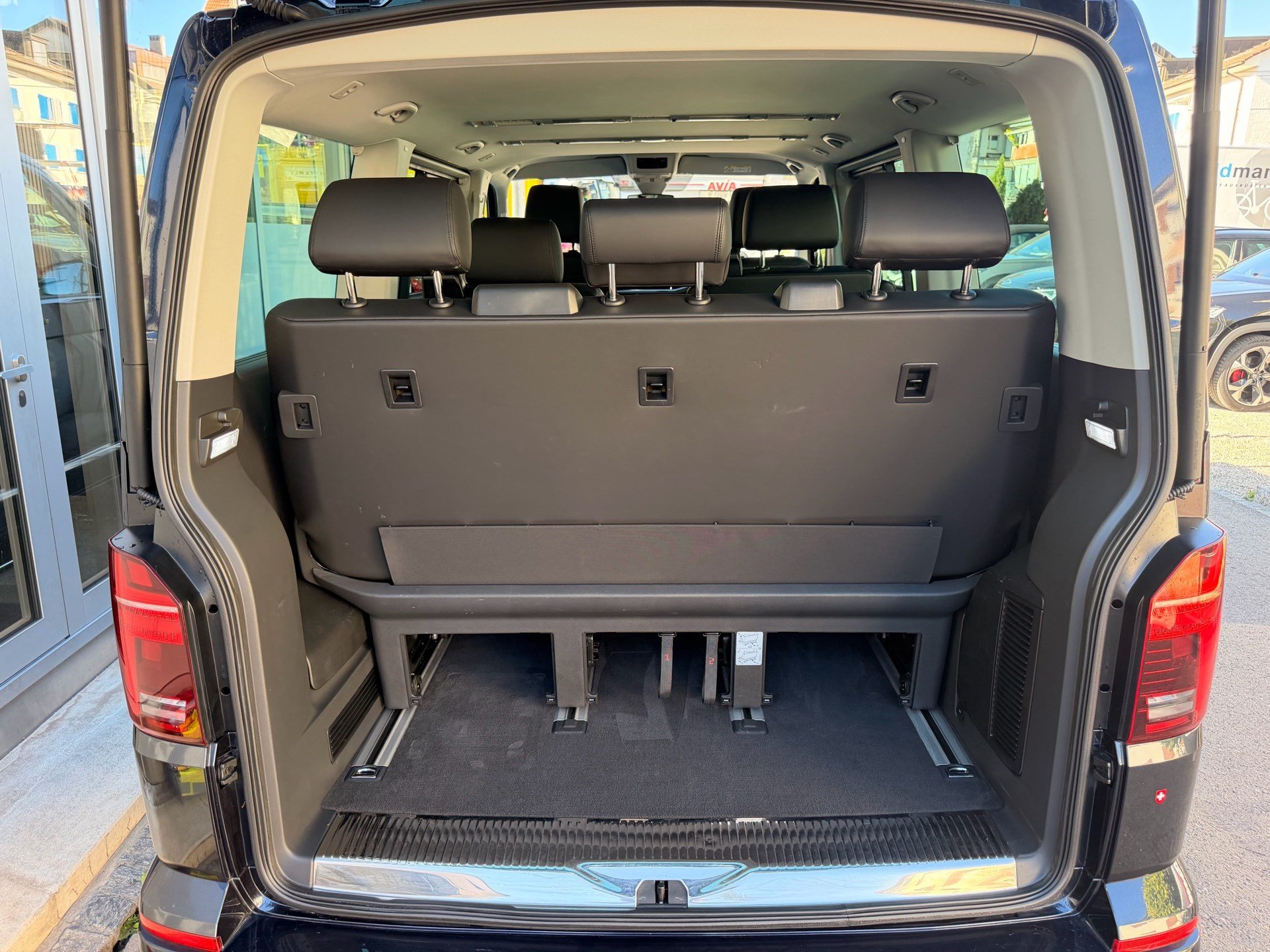 VW T6 Multivan 4MOTION Highline *** ABSOLUTE TOP AUSSTATTUNG ***-image-25