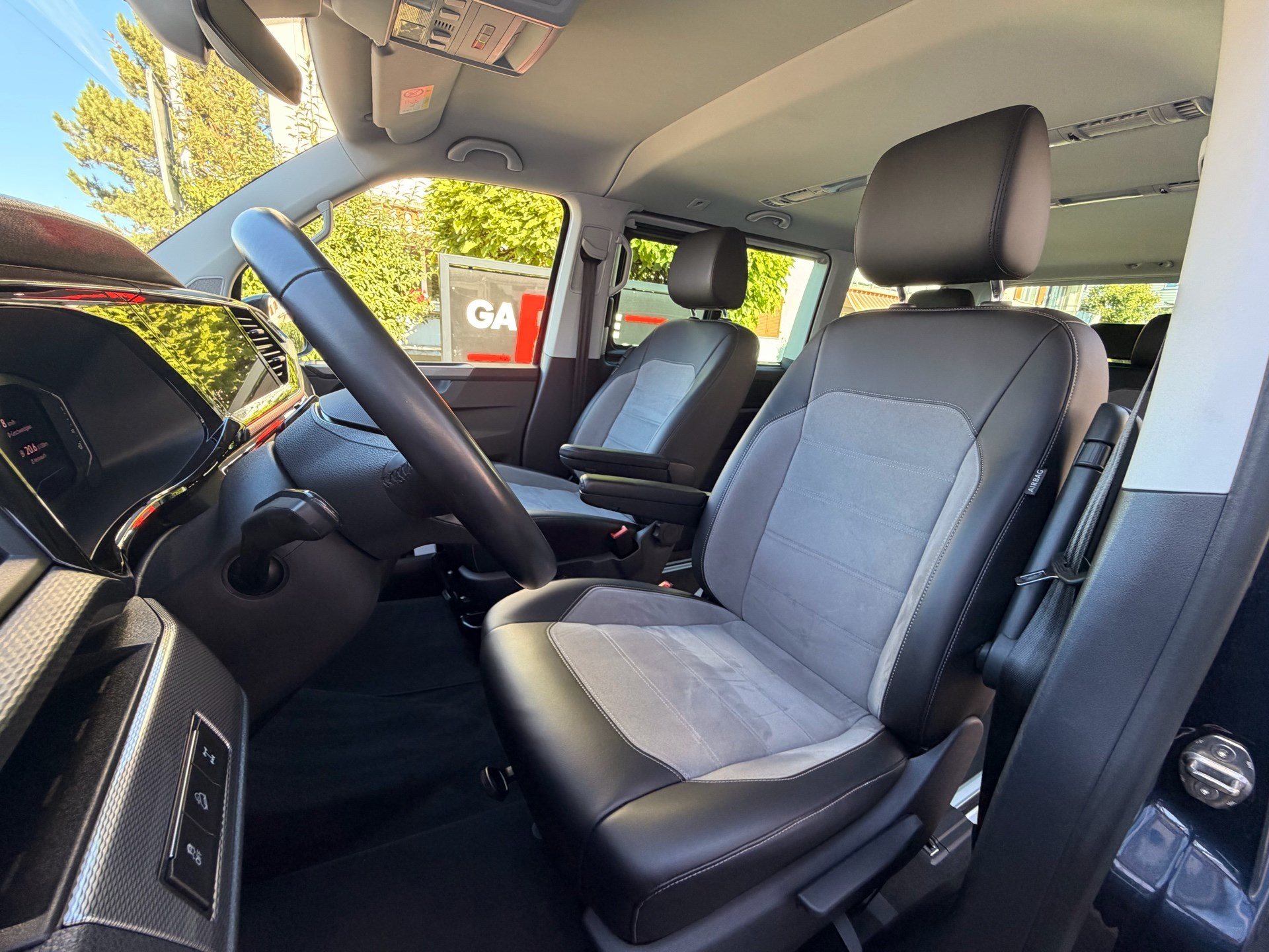 VW T6 Multivan 4MOTION Highline *** ABSOLUTE TOP AUSSTATTUNG ***-image-7