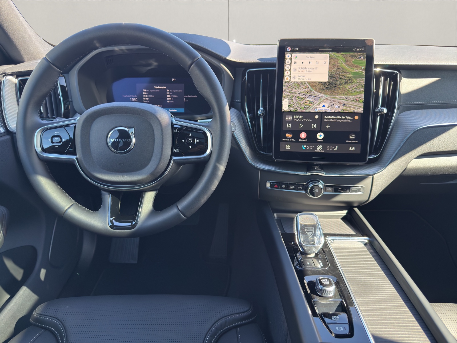 VOLVO XC60 2.0 T8 TE Black Edition eAWD-image-12