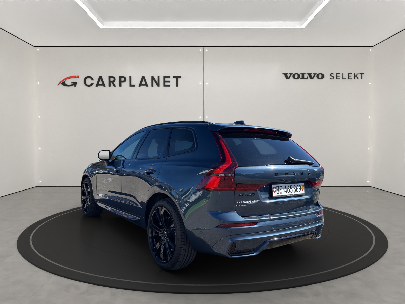 VOLVO XC60 2.0 T8 TE Black Edition eAWD-image-3