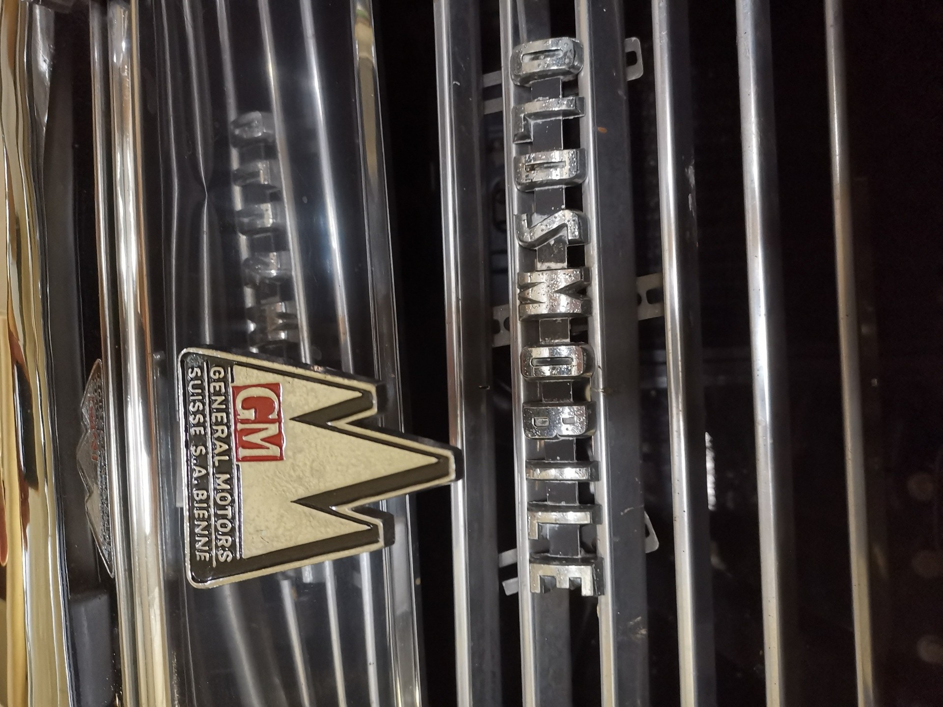 OLDSMOBILE DHS Super 88 GM Biel Schweiz-image-15